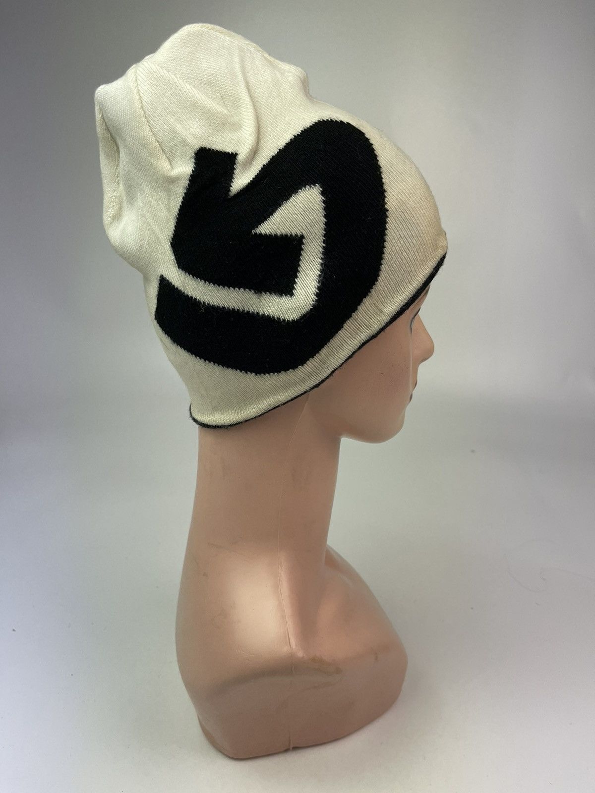 Burton BURTON REVERSIBLE BEANIE HATS SNOW CAPS Size ONE SIZE - 6 Thumbnail
