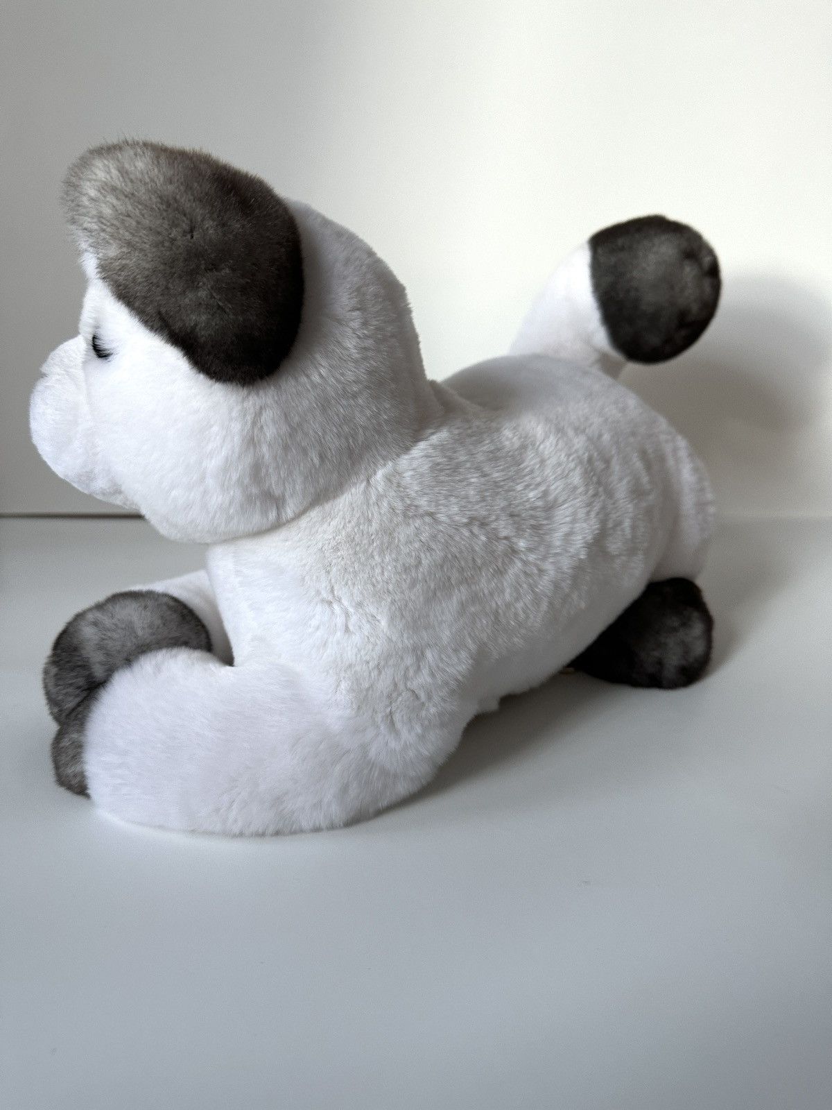 Loro Piana Loro Piana Plush “My Miao” W/Tags Size ONE SIZE - 2 Thumbnail