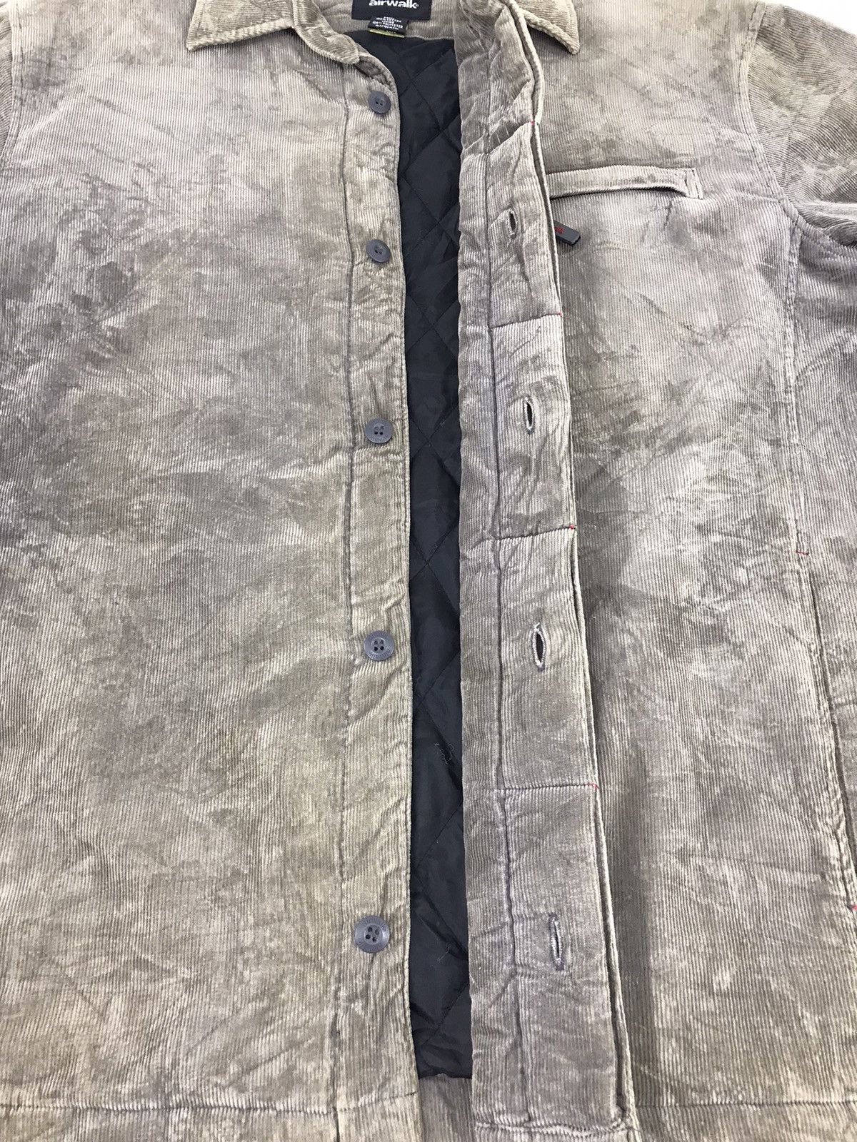 Airwalk Vintage Airwalk Curduroy With Quilted Inner Jacket Size US M / EU 48-50 / 2 - 9 Thumbnail