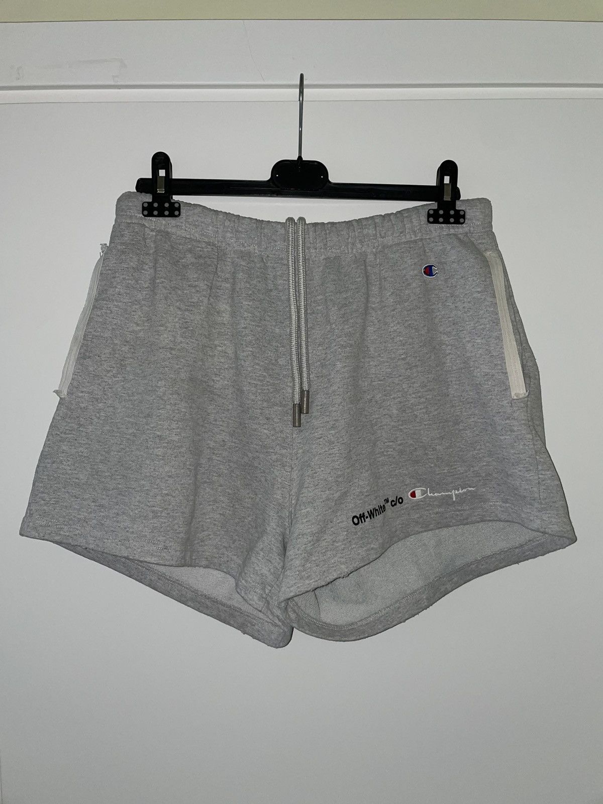 Champion off fashion white shorts