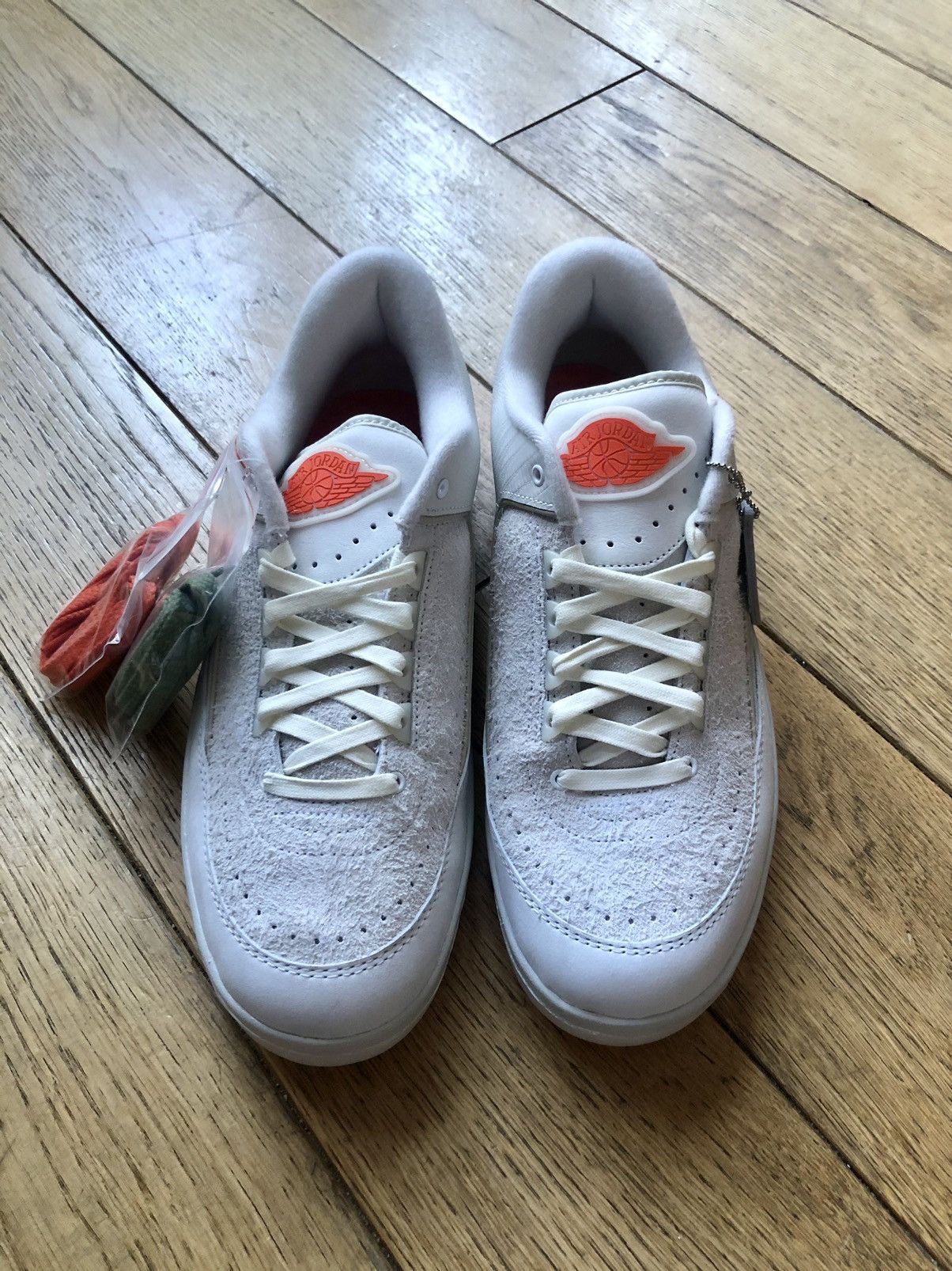 Jordan Brand Air Jordan 2 low X Shelflife Size US 11 / EU 44 - 3 Thumbnail