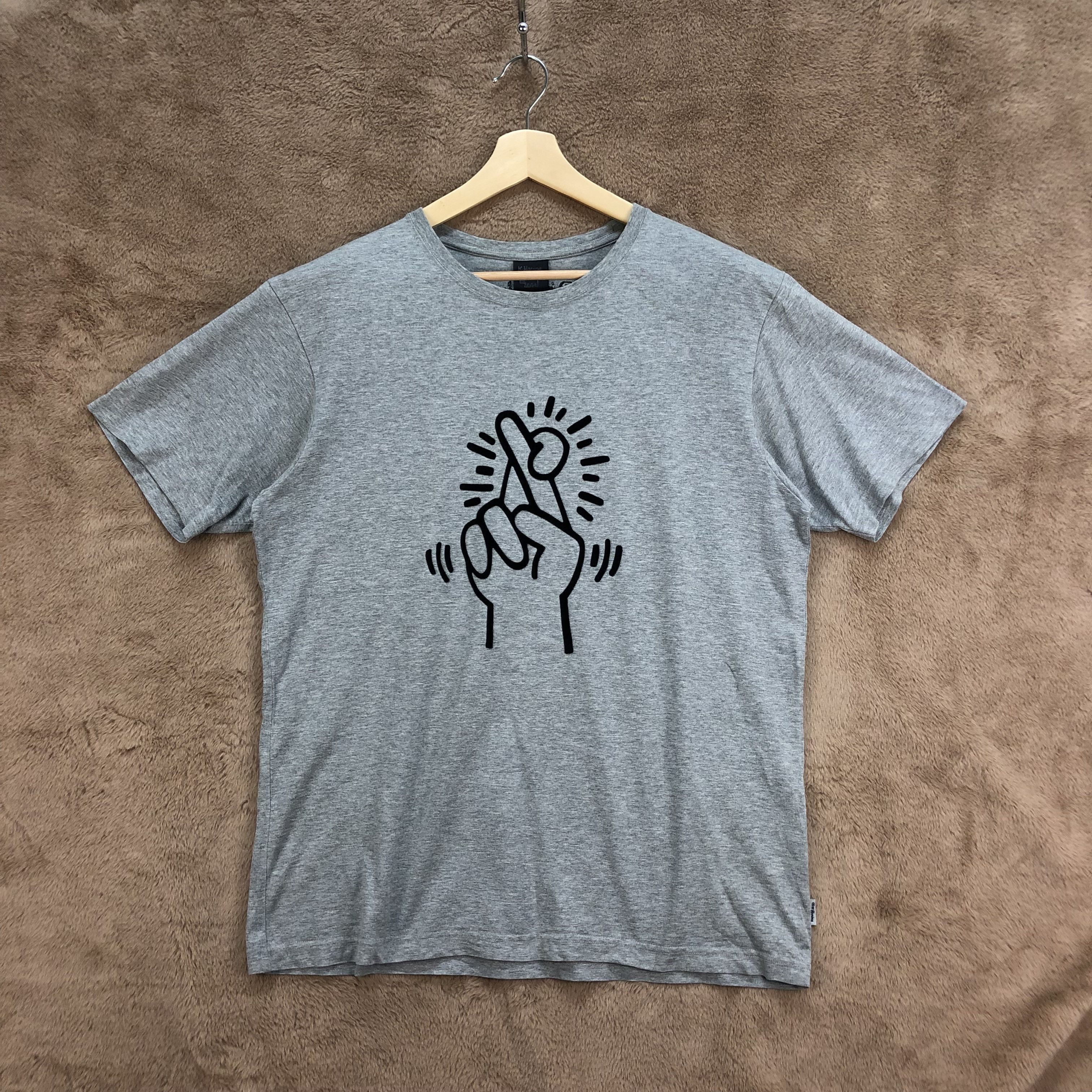 Keith Haring Keith Haring Big Logo T Shirts #6028-218 Size US XL / EU 56 / 4 - 1 Thumbnail