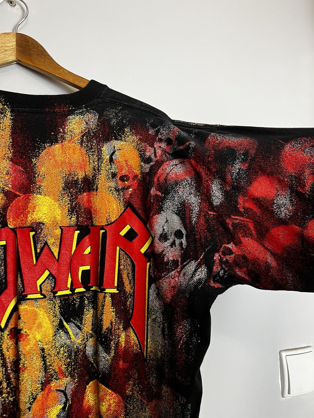 Band Tees RARE VINTAGE MANOWAR 1994 SKULL METAL T-SHIRT BAND GRAIL Size US XL / EU 56 / 4 - 10 Thumbnail