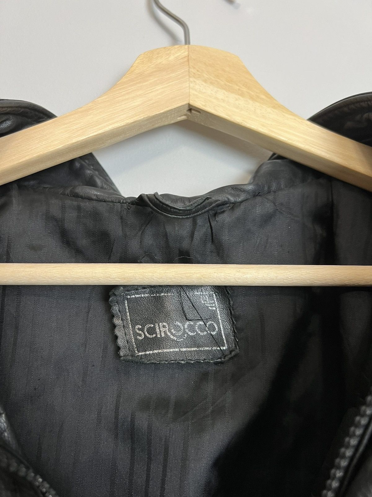 Vintage Vintage Genuine Real Leather Cropped Boxy Jacket Rock Punk Size US M / EU 48-50 / 2 - 4 Thumbnail