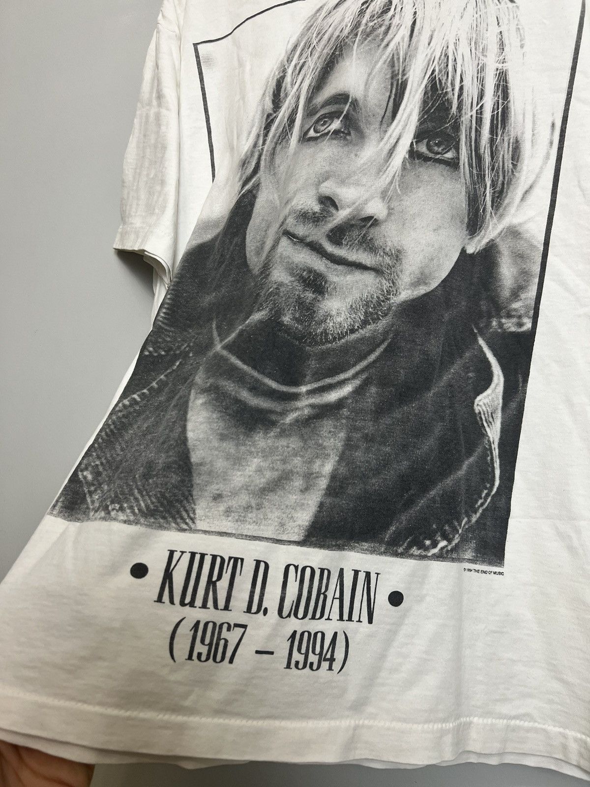 Nirvana GRAIL 1994 Nirvana Memorial Grunge Band Tshirt 90s Cobain Size US L / EU 52-54 / 3 - 4 Thumbnail