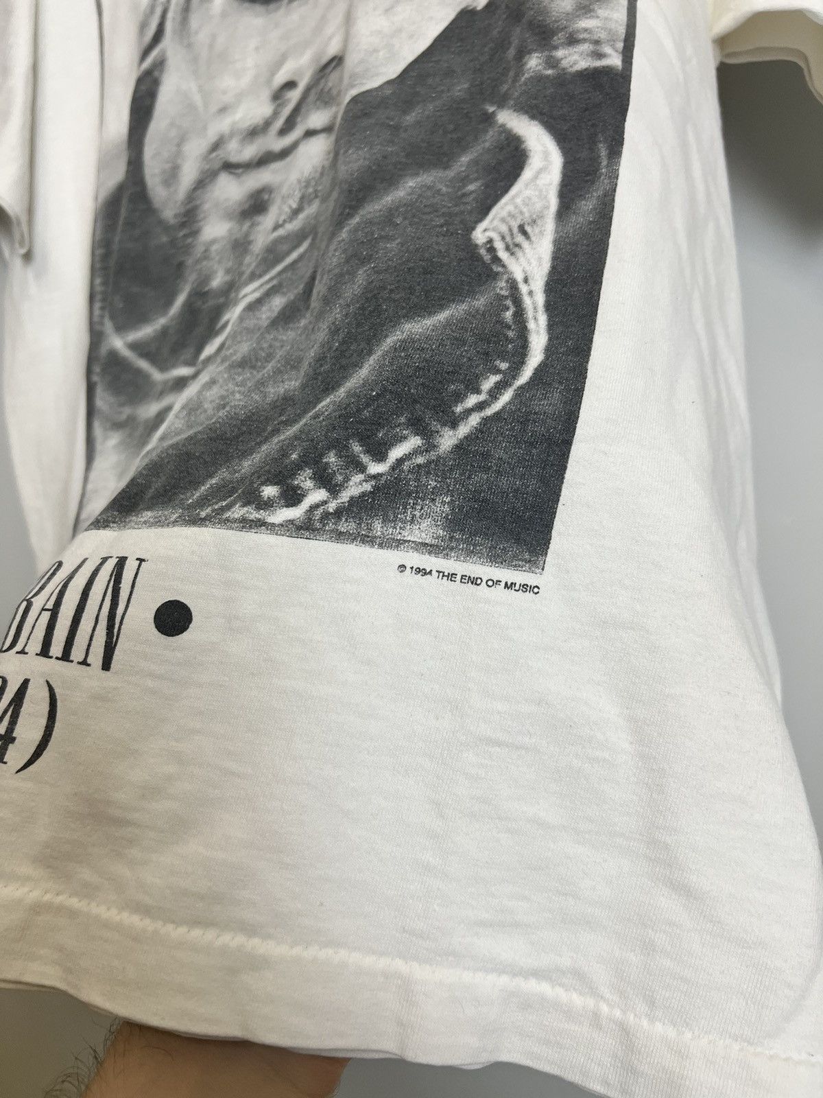 Nirvana GRAIL 1994 Nirvana Memorial Grunge Band Tshirt 90s Cobain Size US L / EU 52-54 / 3 - 5 Thumbnail
