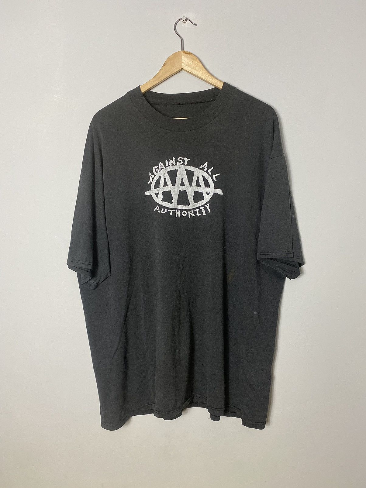 Band Tees 1994 Against All Authority Above The Law Vintage Band Tee Size US XL / EU 56 / 4 - 1 Thumbnail
