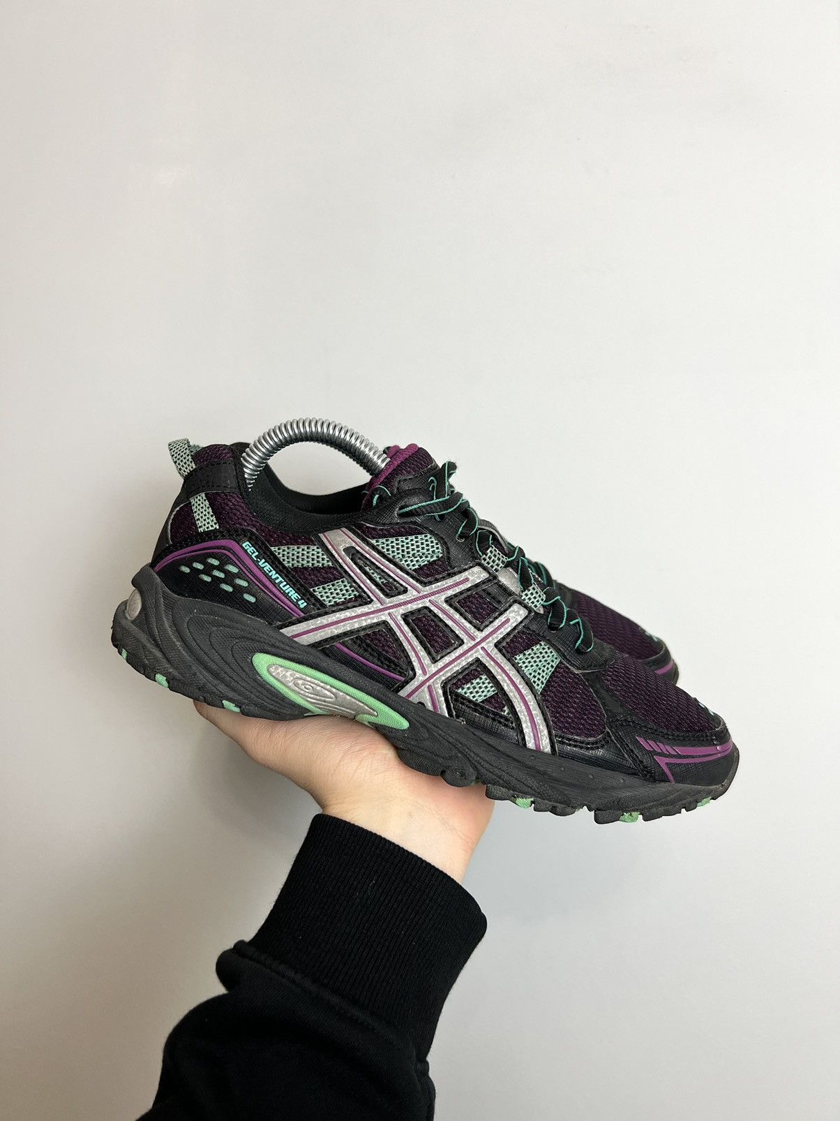 Asics Vtg Asics Gel-Venture 4 37.5EU Woman Sport Sneakers 00s Hype Size US 5.5 / EU 38 - 1 Thumbnail