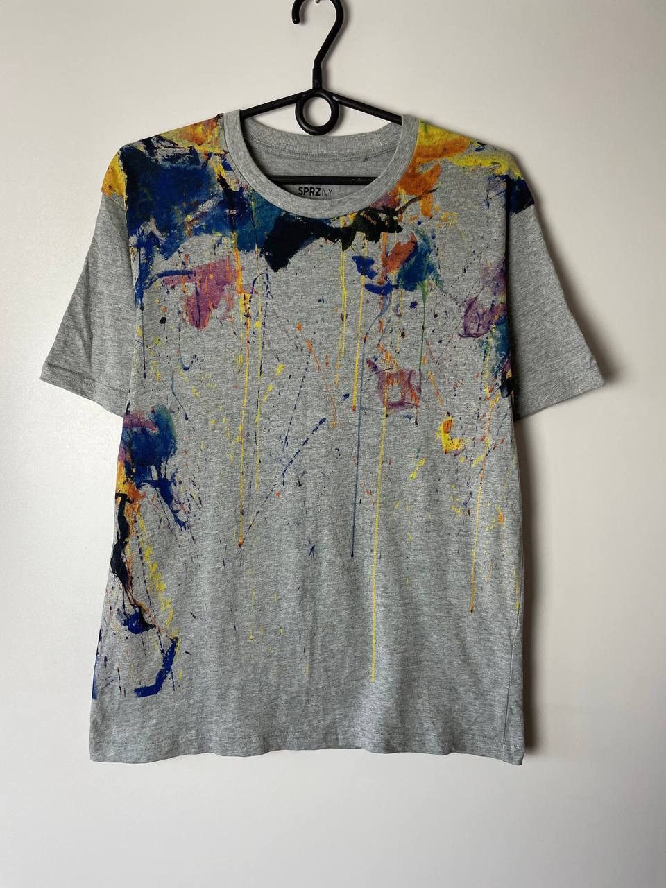 Uniqlo SPRZ NY MOMA t-shirts size S