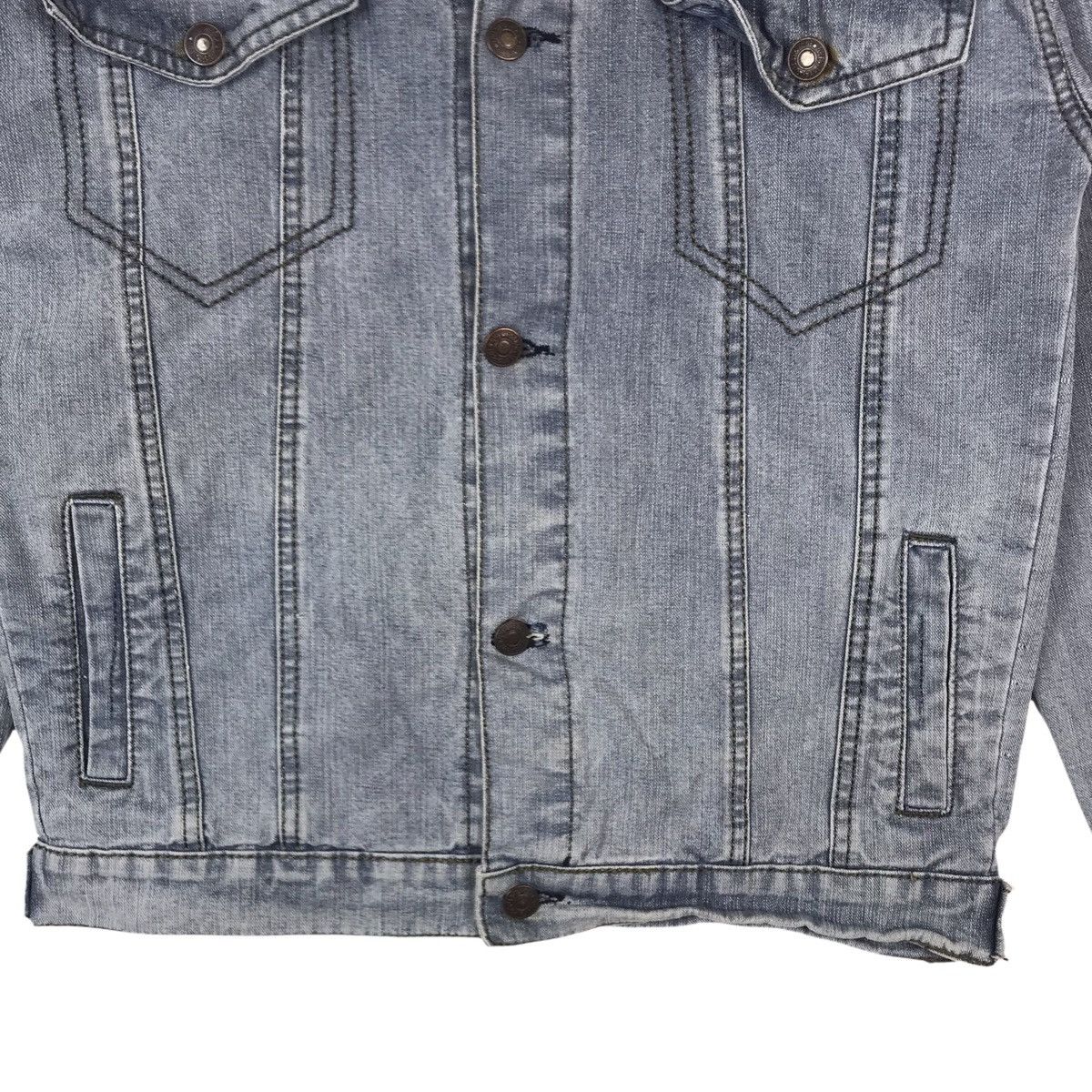 Vintage Vintage Levi’s Denim Trucker Jacket Size US M / EU 48-50 / 2 - 3 Thumbnail