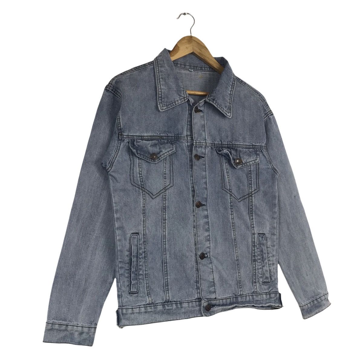 Vintage Vintage Levi’s Denim Trucker Jacket Size US M / EU 48-50 / 2 - 6 Thumbnail