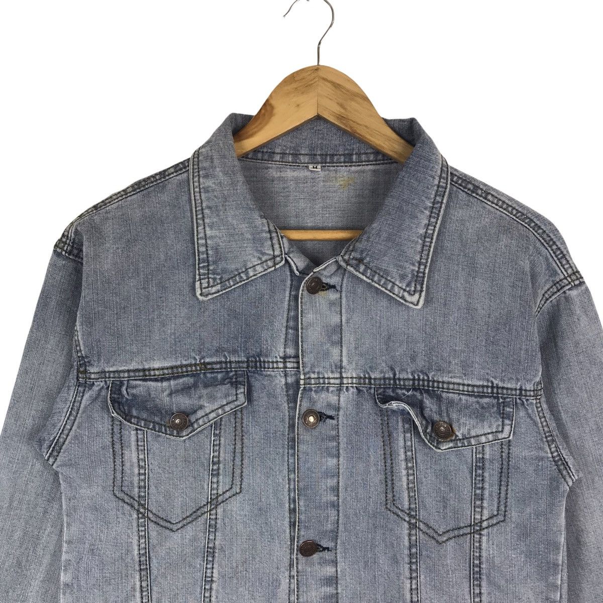 Vintage Vintage Levi’s Denim Trucker Jacket Size US M / EU 48-50 / 2 - 2 Thumbnail