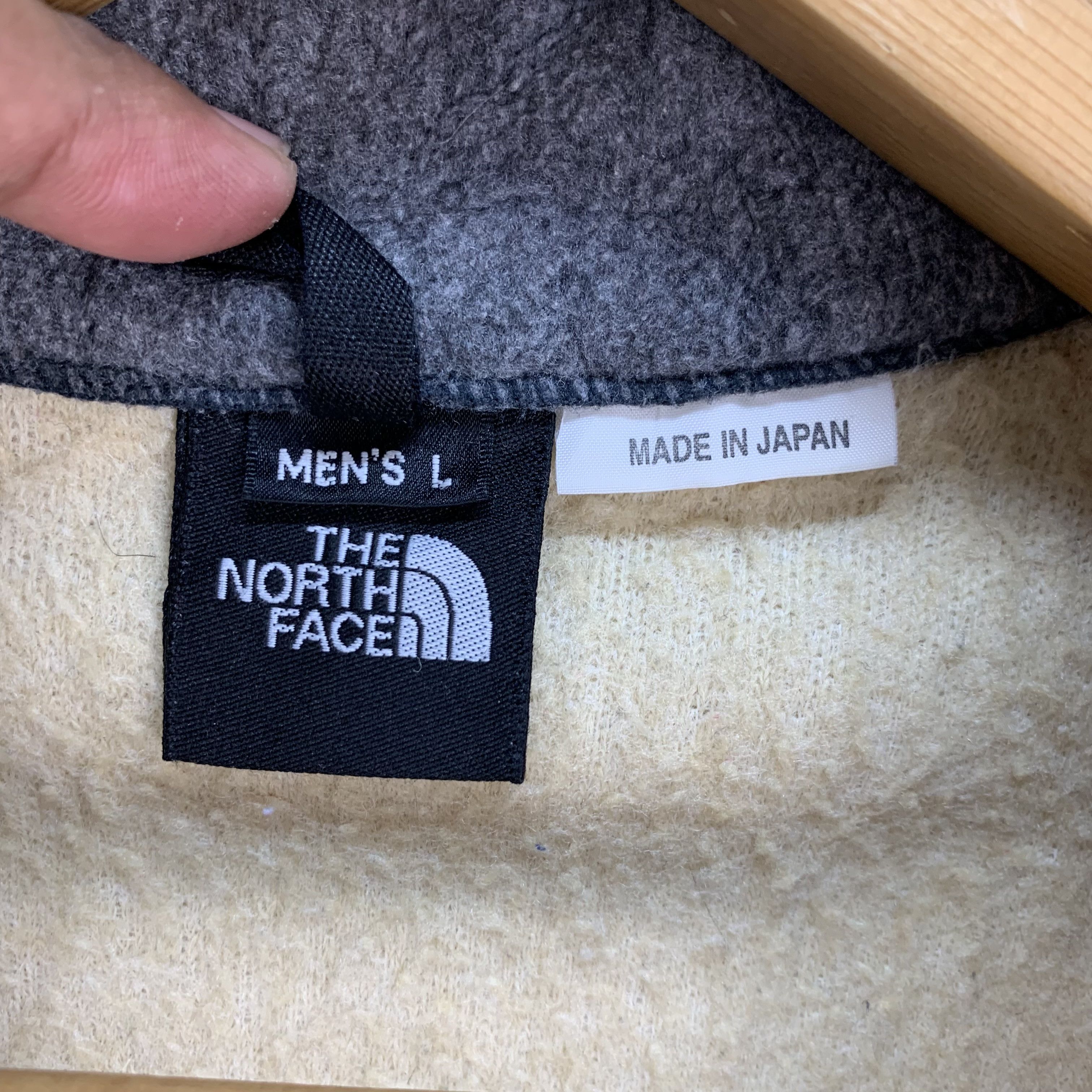 The North Face The North Face Beige Deep Pile Fleece Jacket #4001-138 Size US L / EU 52-54 / 3 - 6 Thumbnail