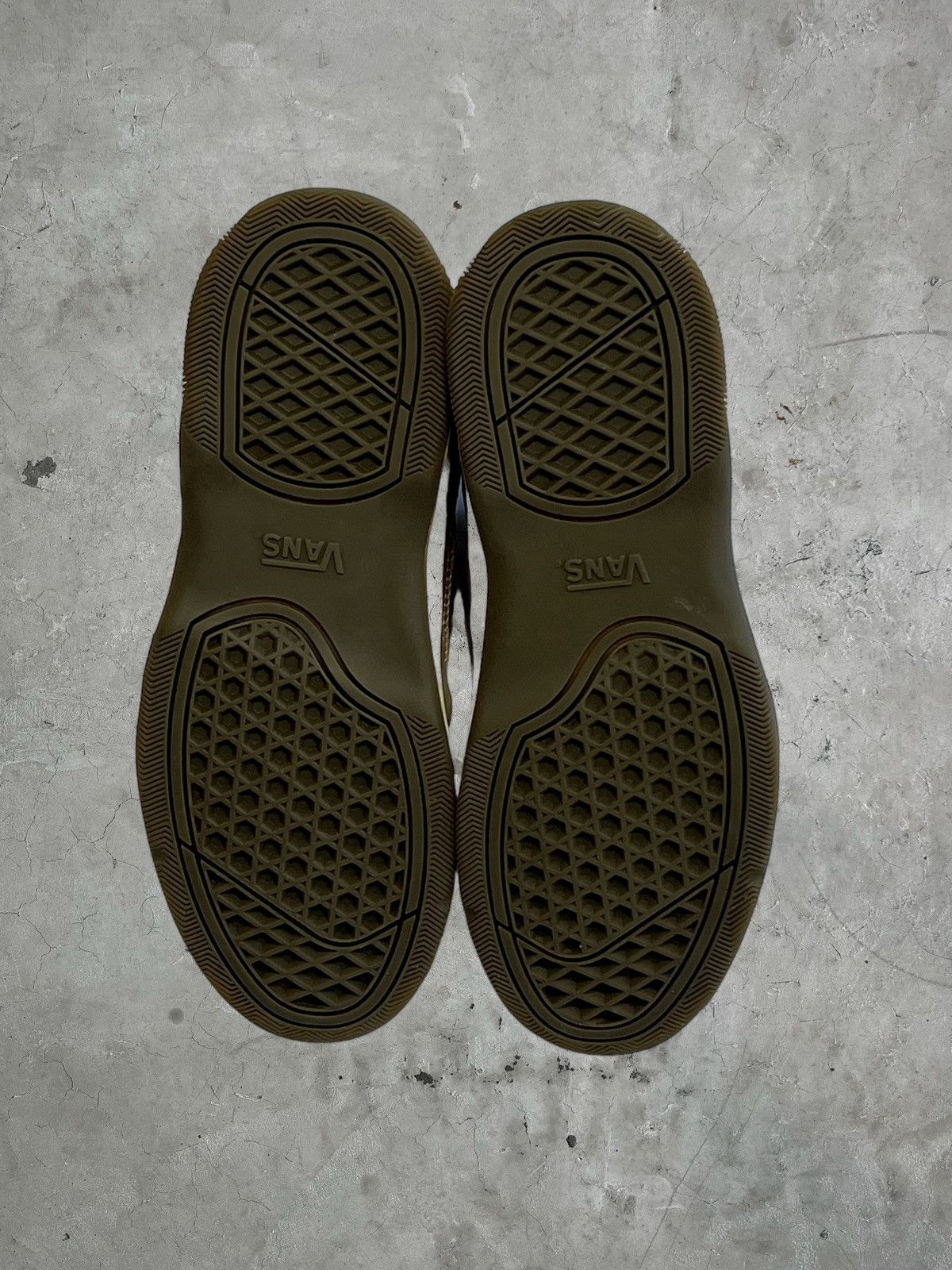 Vans Vans Varix Sneaker Size US 10 / EU 43 - 10 Thumbnail