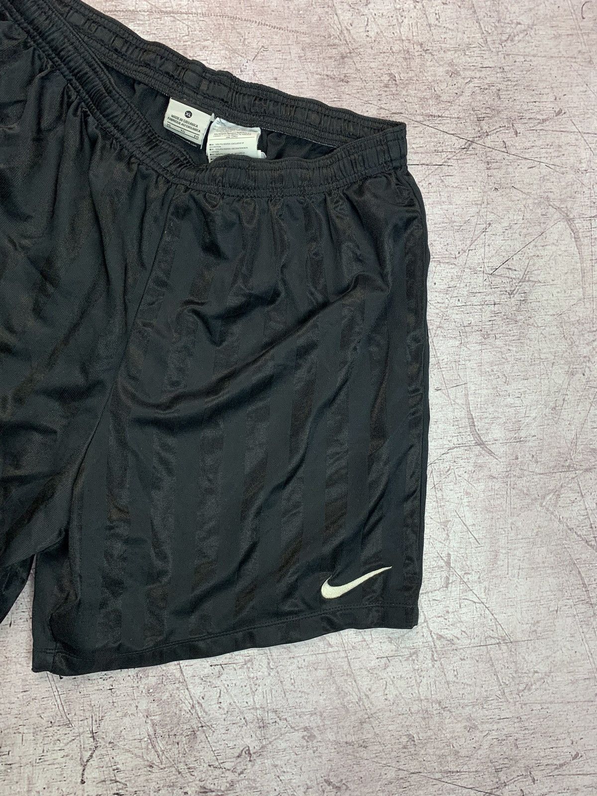 Nike Vintage Nike Shorts Size US 36 / EU 52 - 6 Thumbnail