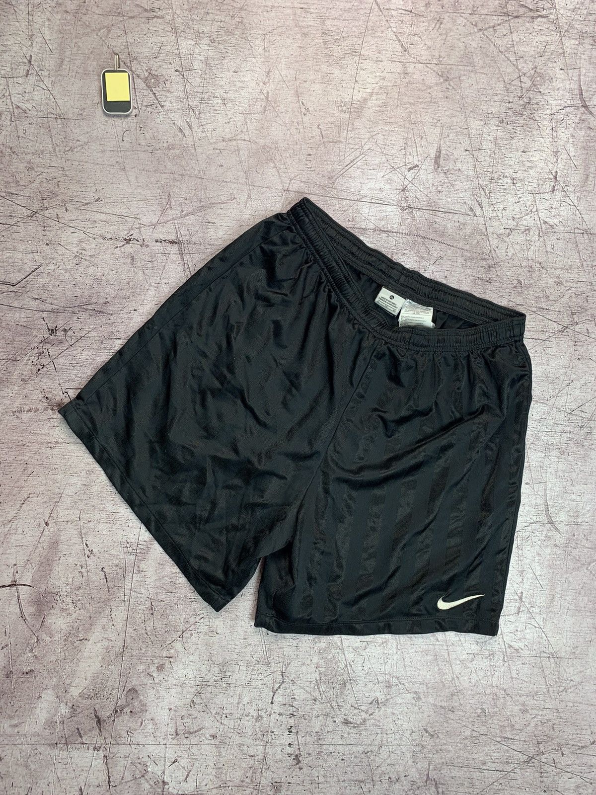Nike Vintage Nike Shorts Size US 36 / EU 52 - 1 Thumbnail