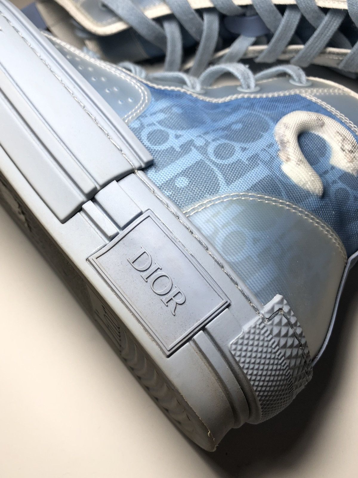 Dior Dior Daniel Arsham B23 Canvas High-Top Sneakers Oblique Size US 5.5 / EU 38 - 11 Thumbnail
