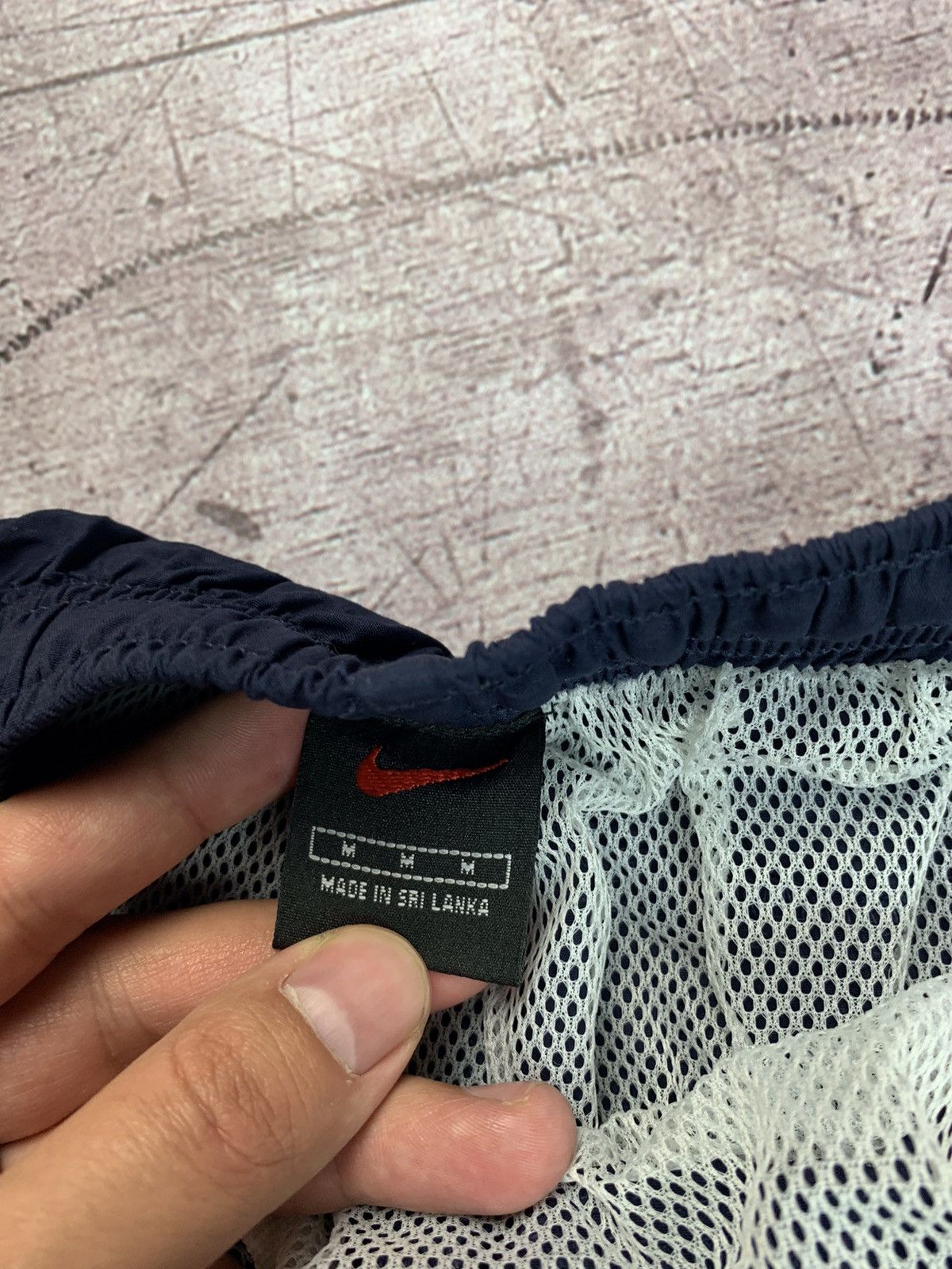 Nike Vintage Nike Nylon Shorts Size US 32 / EU 48 - 6 Thumbnail