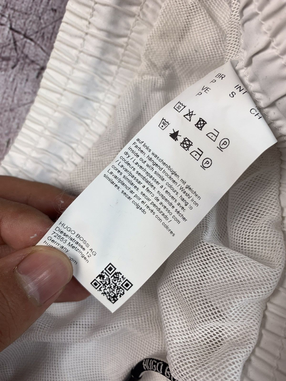 Hugo Boss Hugo Boss White Shorts Size US 30 / EU 46 - 10 Thumbnail