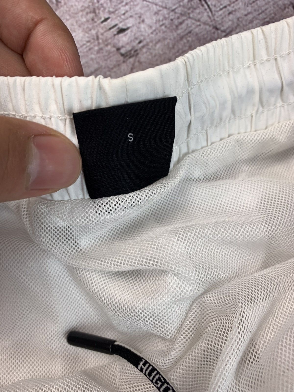 Hugo Boss Hugo Boss White Shorts Size US 30 / EU 46 - 9 Thumbnail