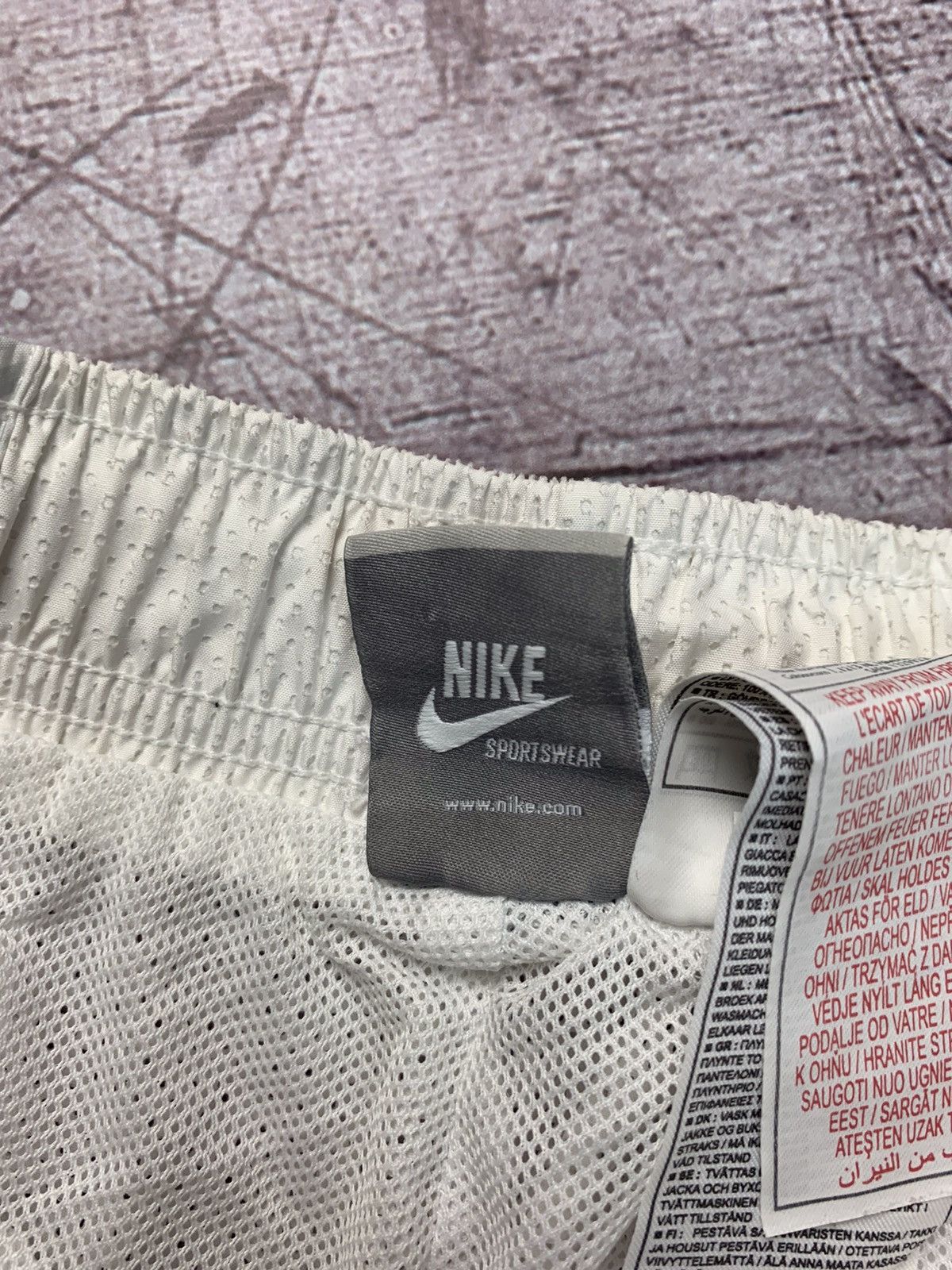 Nike × Vintage Nike Vintage Y2K Shorts Size US 32 / EU 48 - 7 Thumbnail