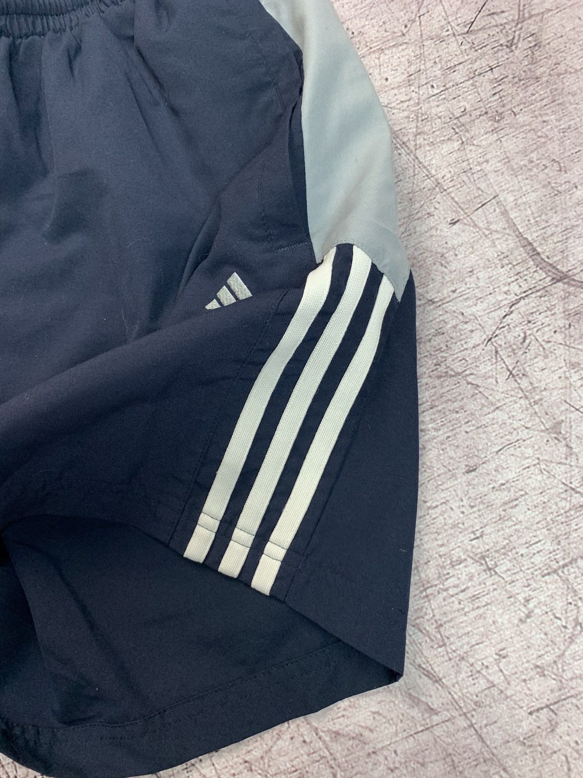 Adidas Adidas Vintage Hype Shorts Size US 32 / EU 48 - 5 Thumbnail