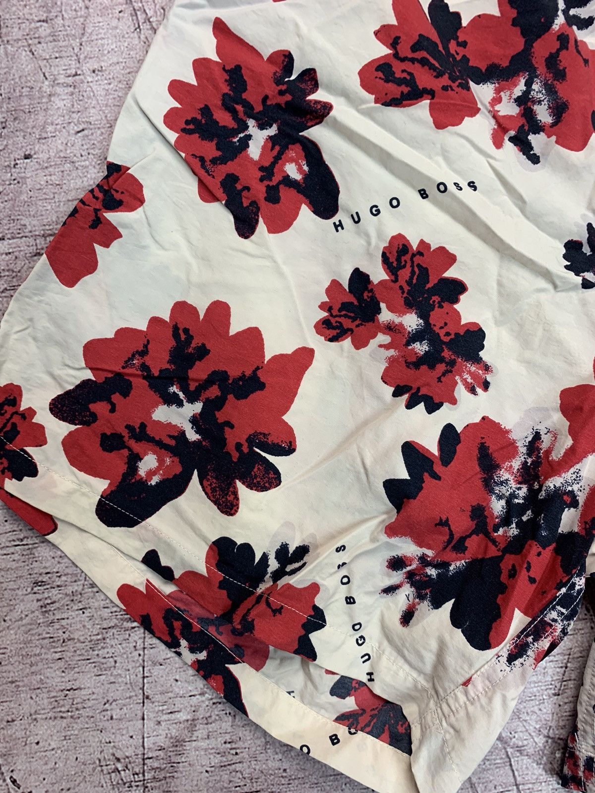 Hugo Boss Vintage Hugo Boss Mens Art Shorts Size US 36 / EU 52 - 5 Thumbnail