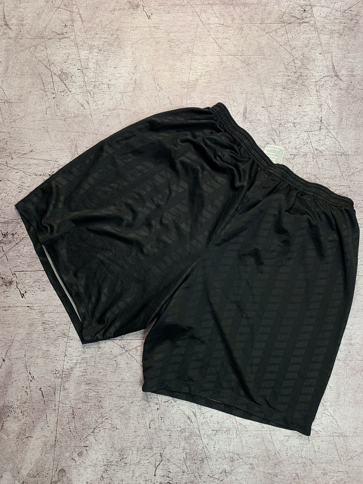 Nike × Vintage Vintage Nike Y2K Shorts Size US 38 / EU 54 - 2 Thumbnail