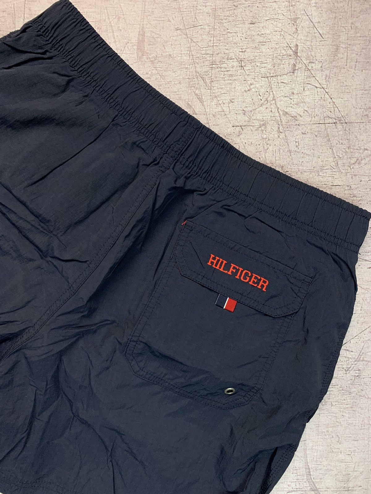 Tommy Hilfiger Vintage Tommy Hilfiger Y2K Shorts Size US 32 / EU 48 - 6 Thumbnail