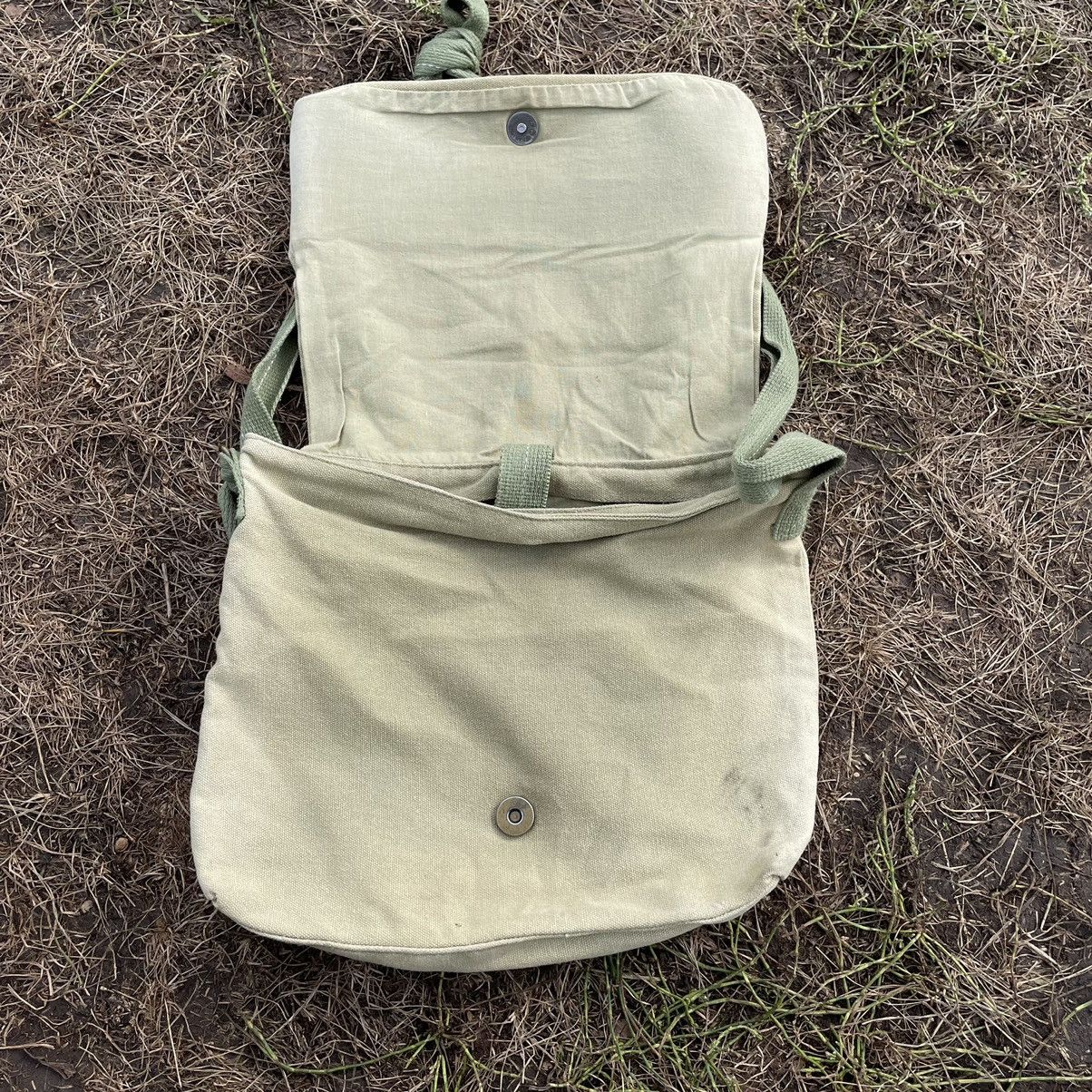 Vintage Vintage Y2K Cream Embroidered Crossbody Bag Indie Slim OS Size ONE SIZE - 4 Thumbnail