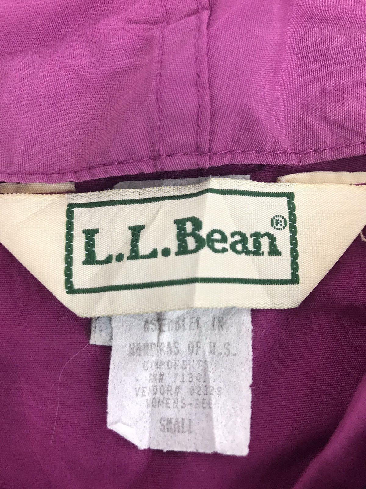 L.L. Bean × Vintage Vintage L.L Bean Windbreaker Hoodies Style Big Front Pocket Size US S / EU 44-46 / 1 - 3 Thumbnail