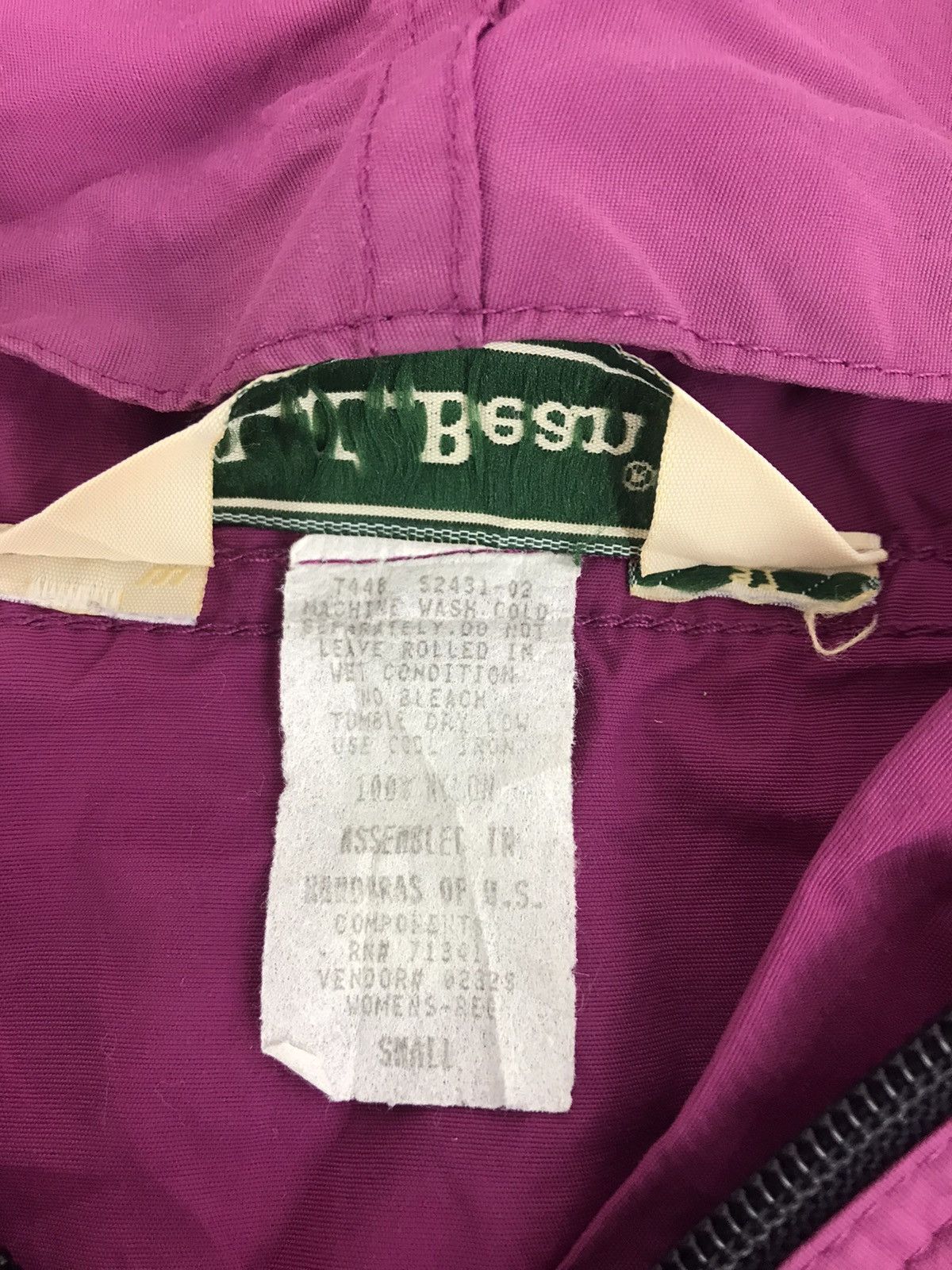 L.L. Bean × Vintage Vintage L.L Bean Windbreaker Hoodies Style Big Front Pocket Size US S / EU 44-46 / 1 - 4 Thumbnail