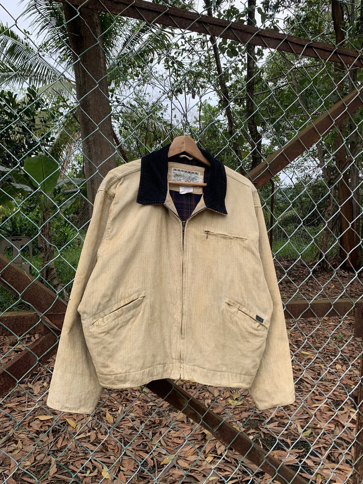 Vintage 👹Vintage DKNE Corduroy Detroit Jacket Size US M / EU 48-50 / 2 - 10 Thumbnail