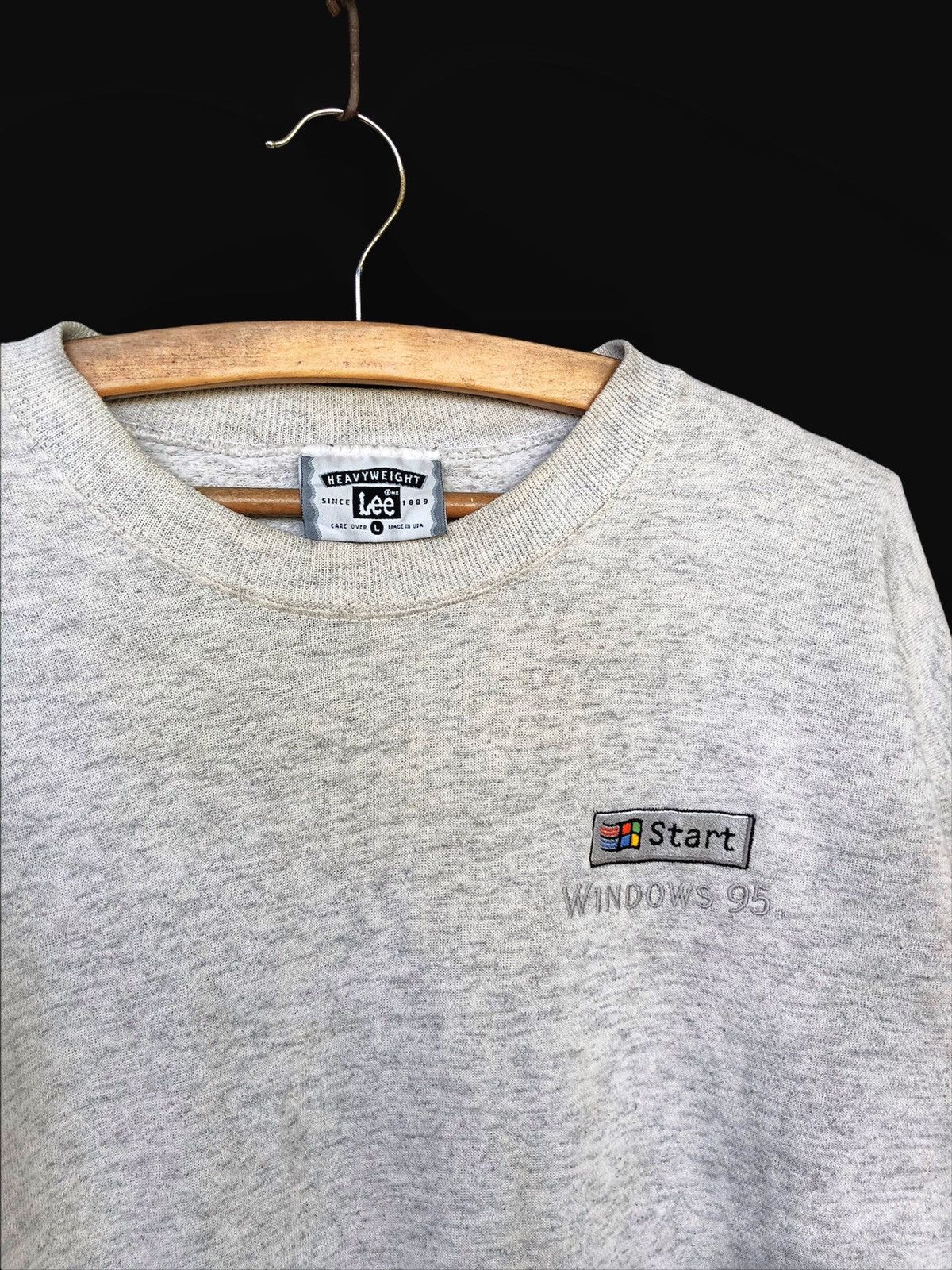 Microsoft 90s Microsoft 95 Window Embroider Crewneck Sweater Size US L / EU 52-54 / 3 - 2 Thumbnail