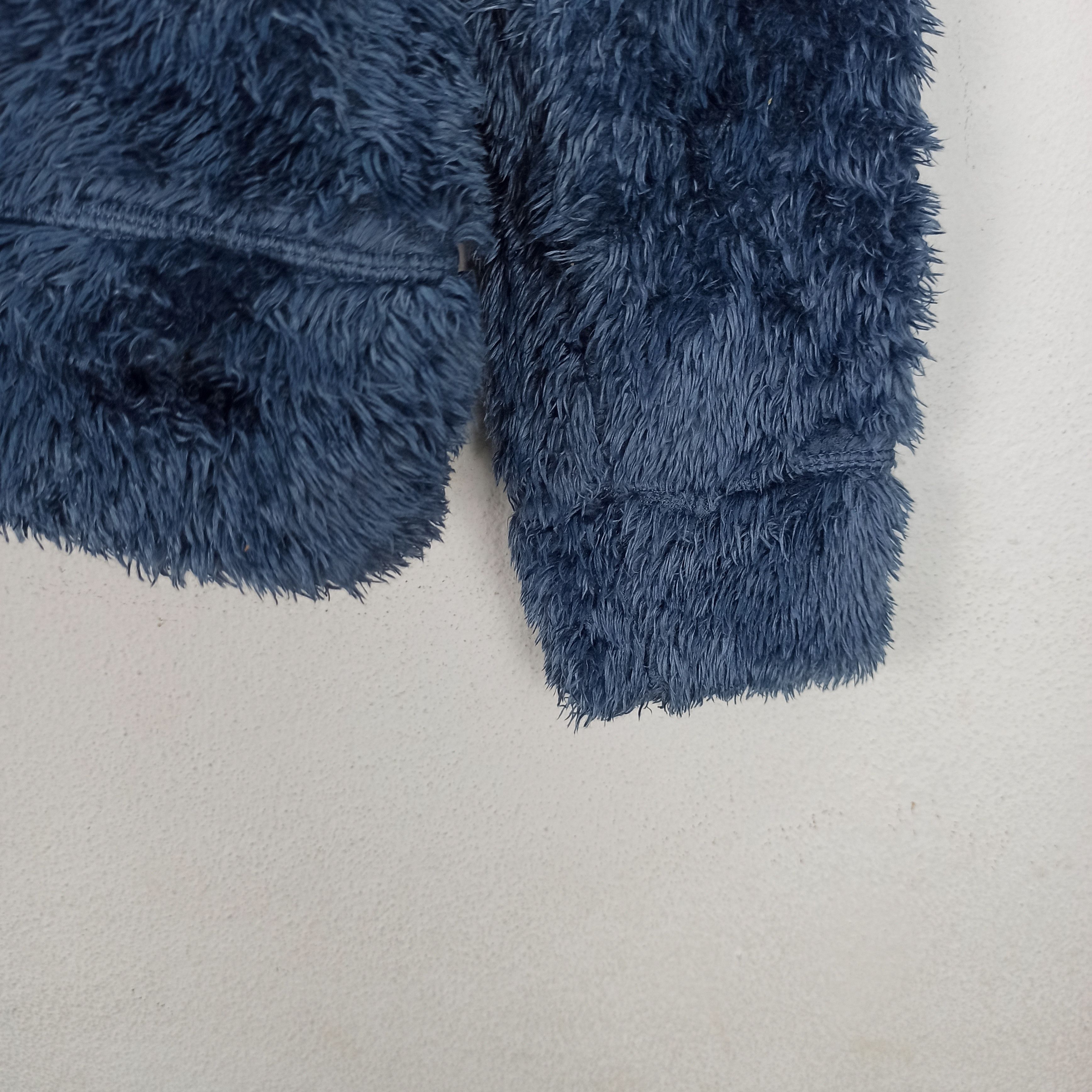 Champion Rare🔥 Champion Faux Fur Sweatshirt very soft Size US M / EU 48-50 / 2 - 5 Thumbnail