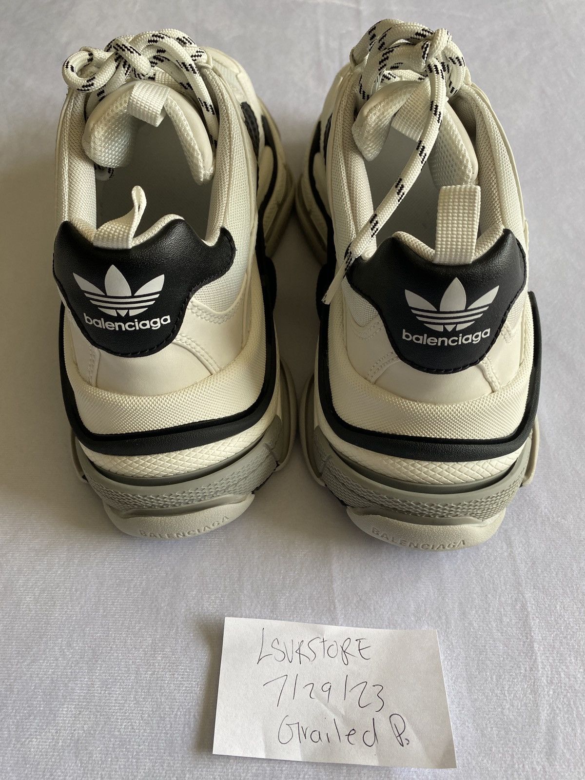 Adidas × Balenciaga Balenciaga adidas Triple S Sneaker White 42 9US Gently Used Size US 9 / EU 42 - 5 Thumbnail