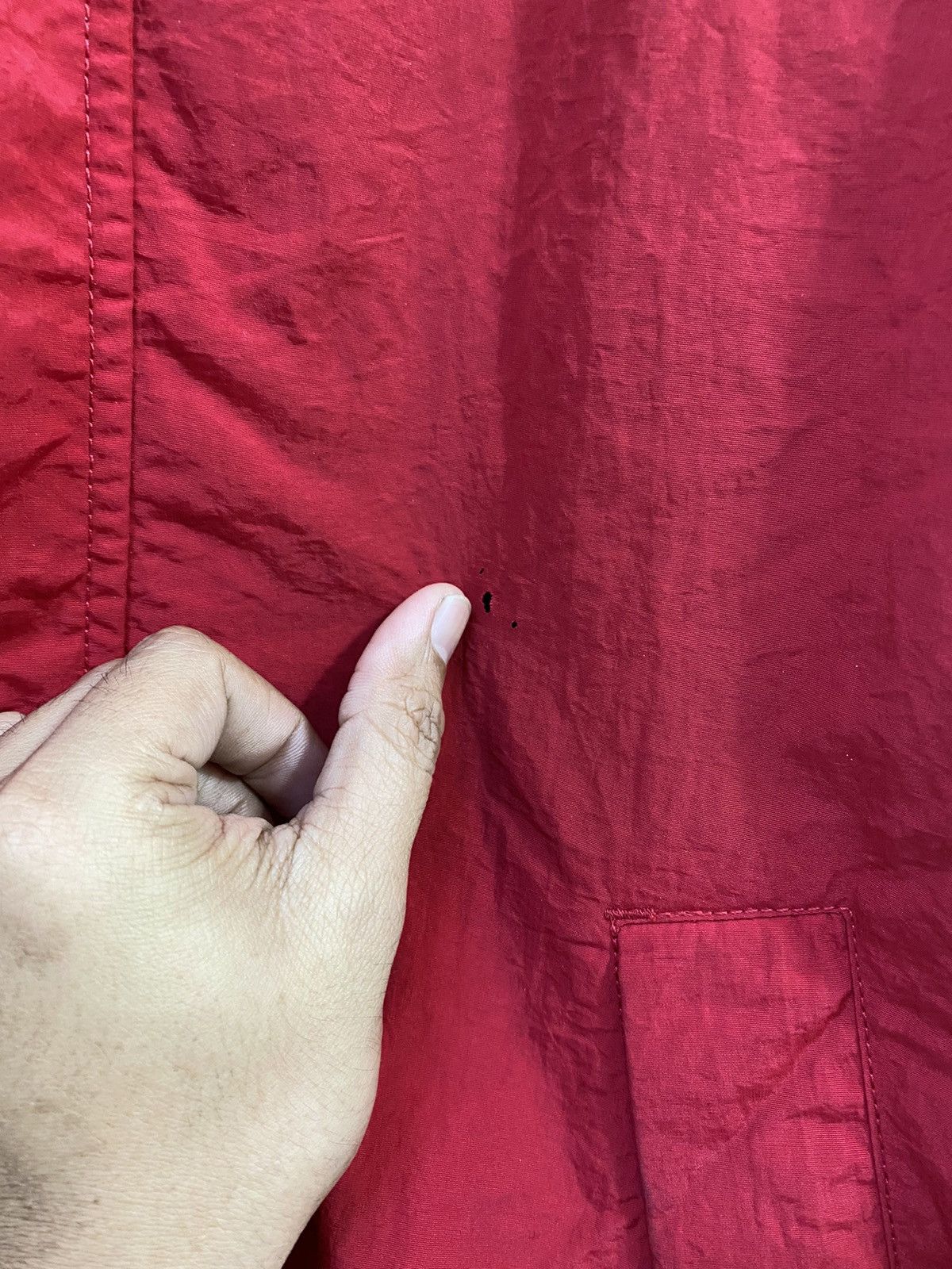 Tommy Hilfiger VTG 90’s Tommy Hilfiger Windbreaker Jacket Logo Design Rare Size US L / EU 52-54 / 3 - 8 Thumbnail