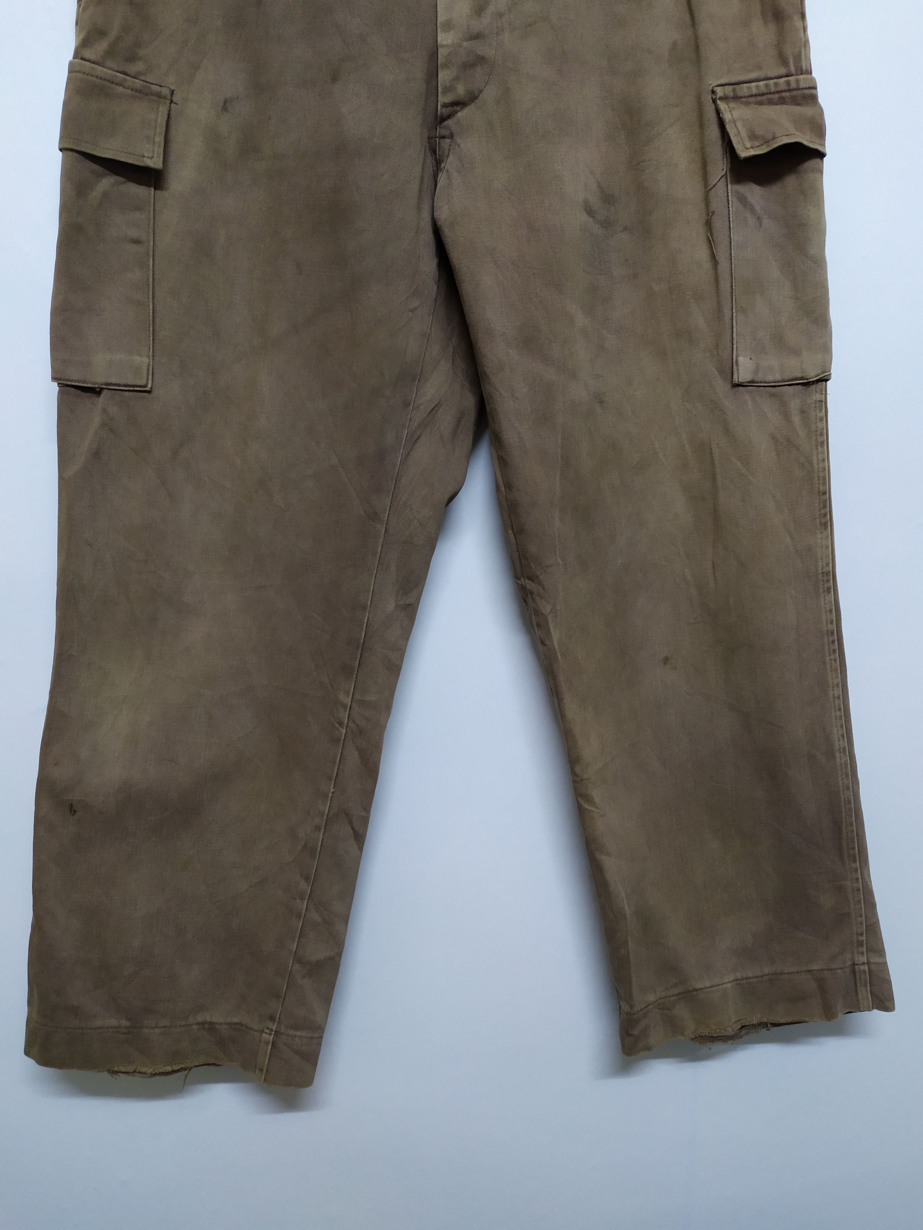 Japanese Brand JAPANESE BRAND FADED BROWN BAGGY WORKWEAR CARGO PANTS Size US 34 / EU 50 - 3 Thumbnail