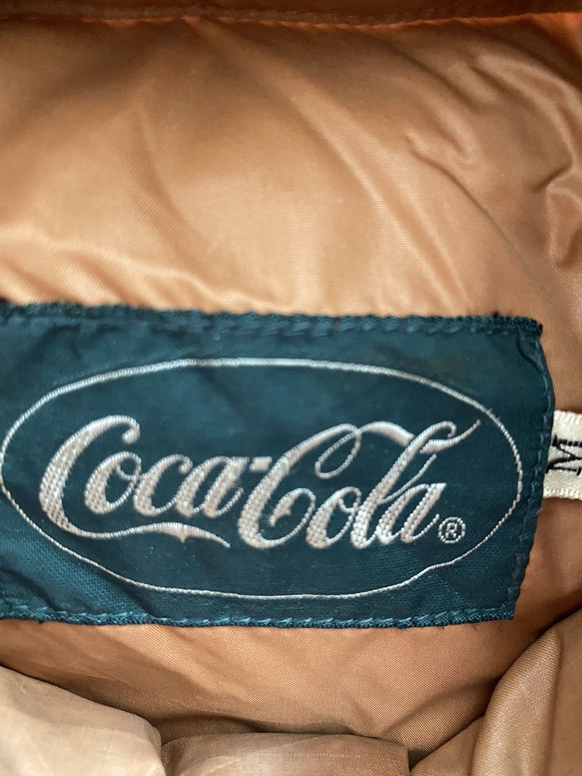 Coca Cola × Vintage Vintage copyright @1992 Coco cola Puffer Vest Size US M / EU 48-50 / 2 - 6 Thumbnail