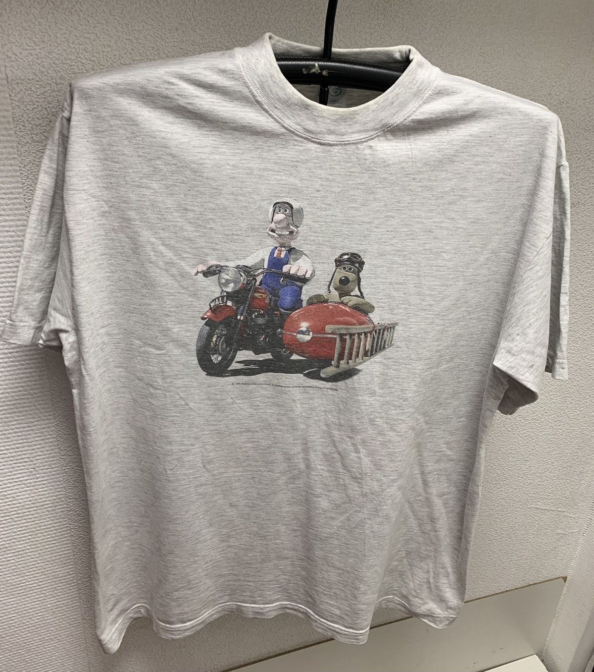image of Wallace And Gromit Vintage 1995 Grey T-Shirt XL Movie Hype, Men's