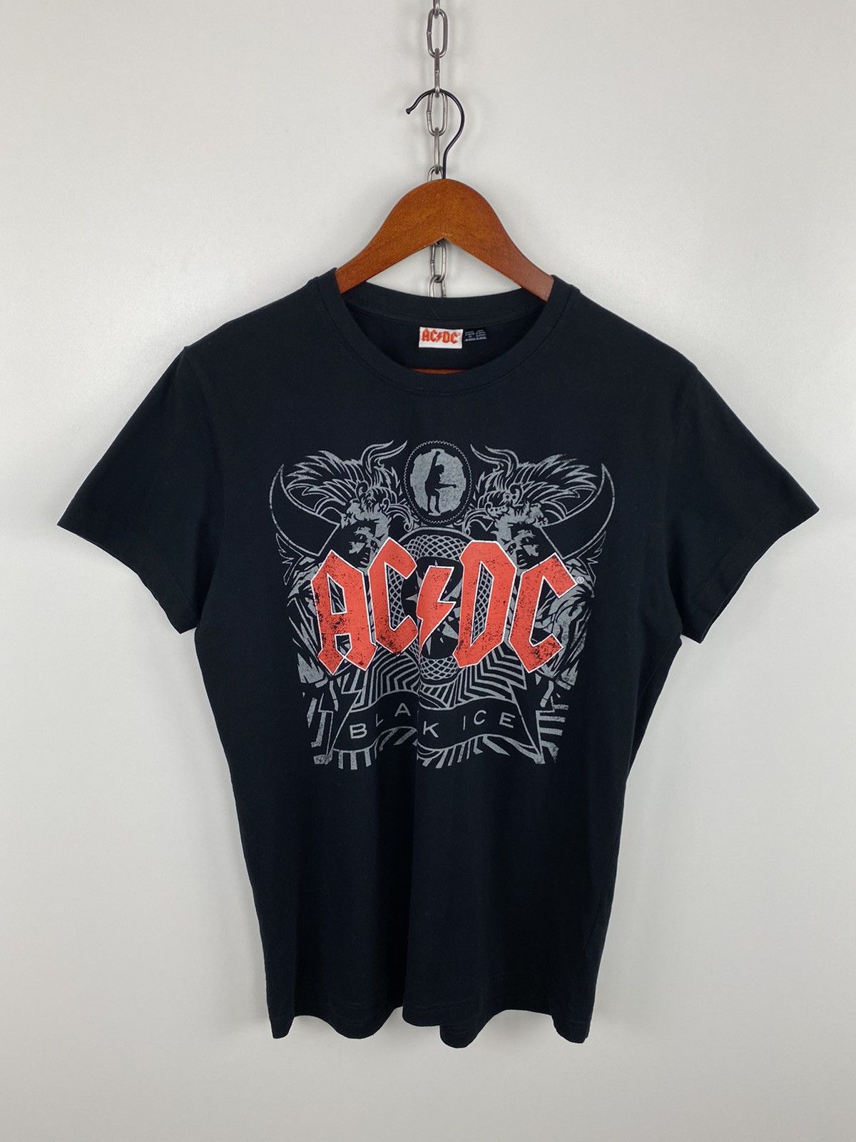 AC/DC × Band Tees Ac/Dc Black Ice 2014 Rock TShirt Official Merchandise Size M Size US M / EU 48-50 / 2 - 1 Thumbnail