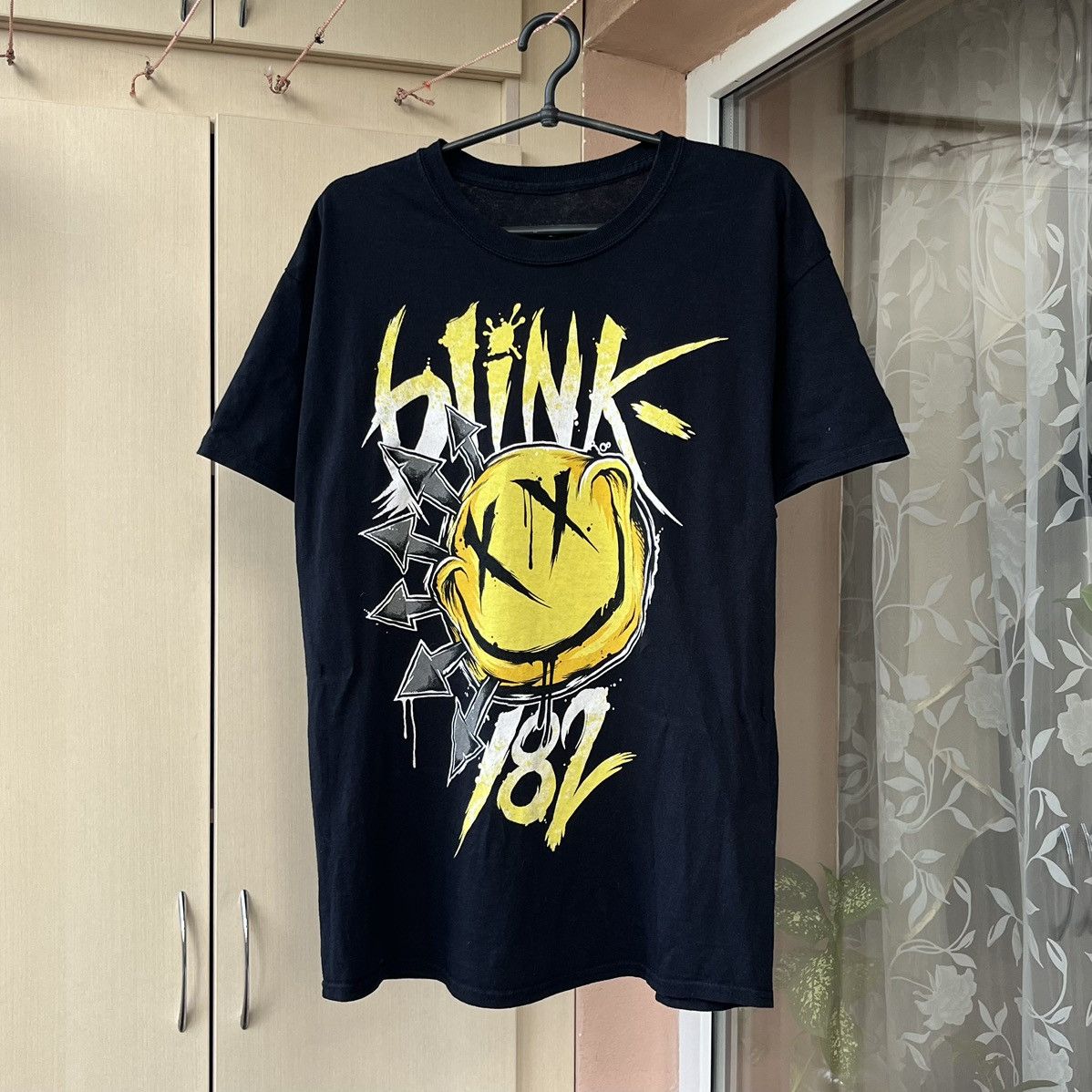 Band Tees × Rap Tees × Vintage Y2K blink 182 Tee Tour Band Rock T Shirt Size US L / EU 52-54 / 3 - 1 Thumbnail