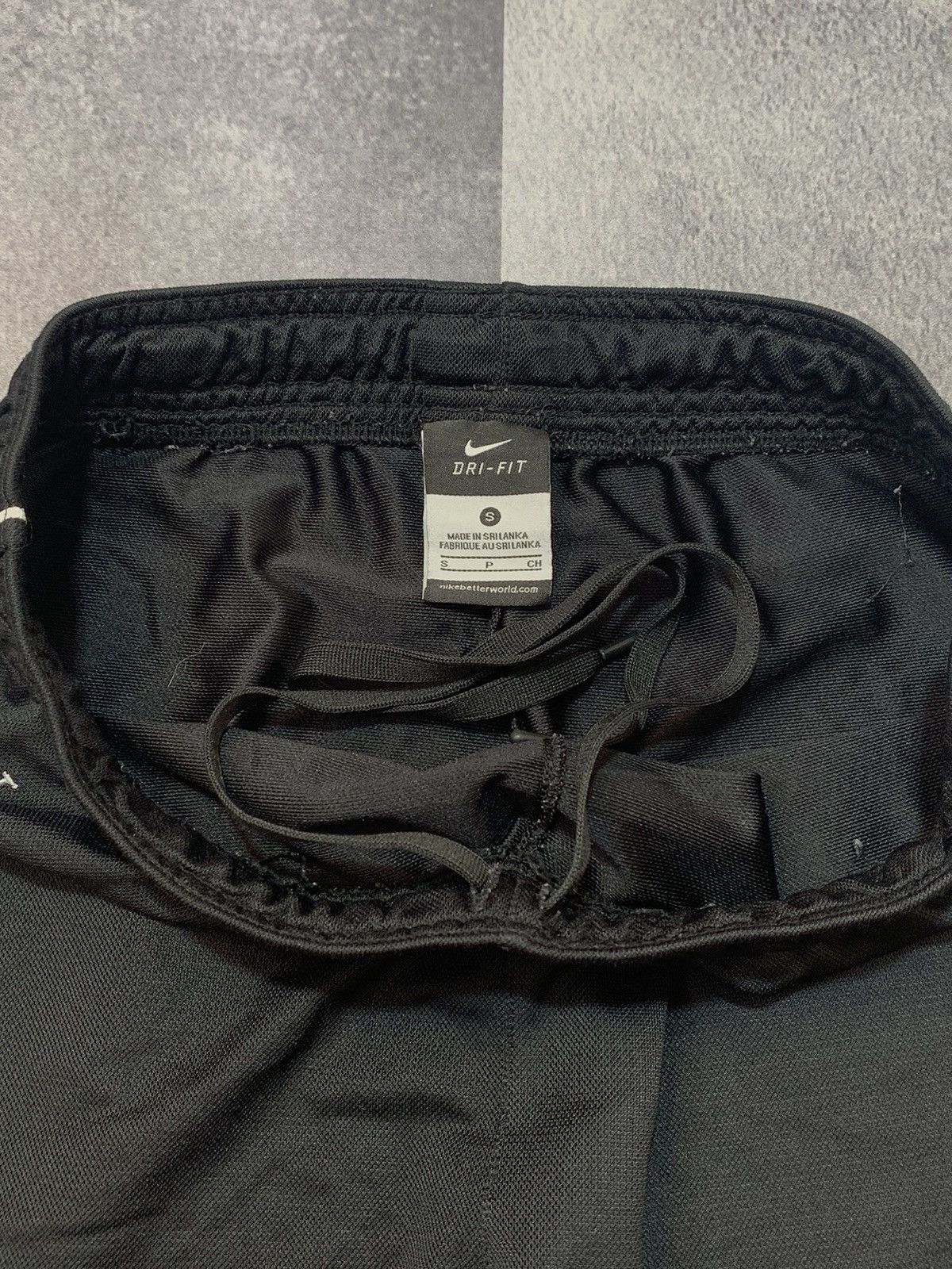 Nike × Vintage Vintage Nike shorts streetwear Y2K casual style size S Size US 30 / EU 46 - 3 Thumbnail