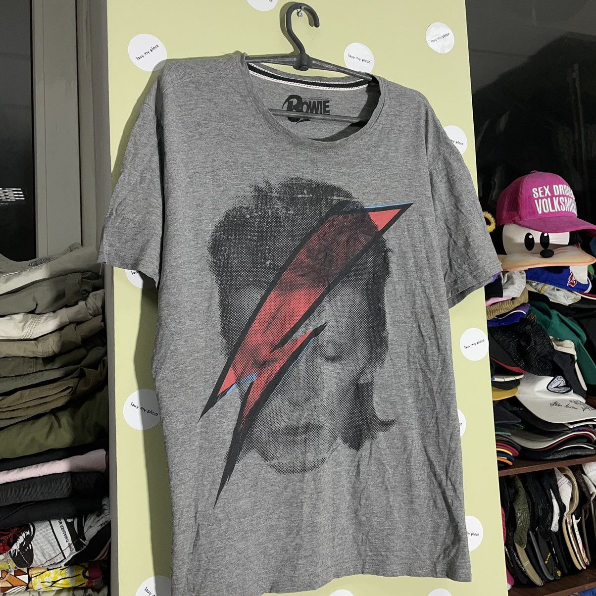 Vintage Vintage Y2K Washed Grey Graphic Band Tee Lightning Print L Size US L / EU 52-54 / 3 - 4 Thumbnail