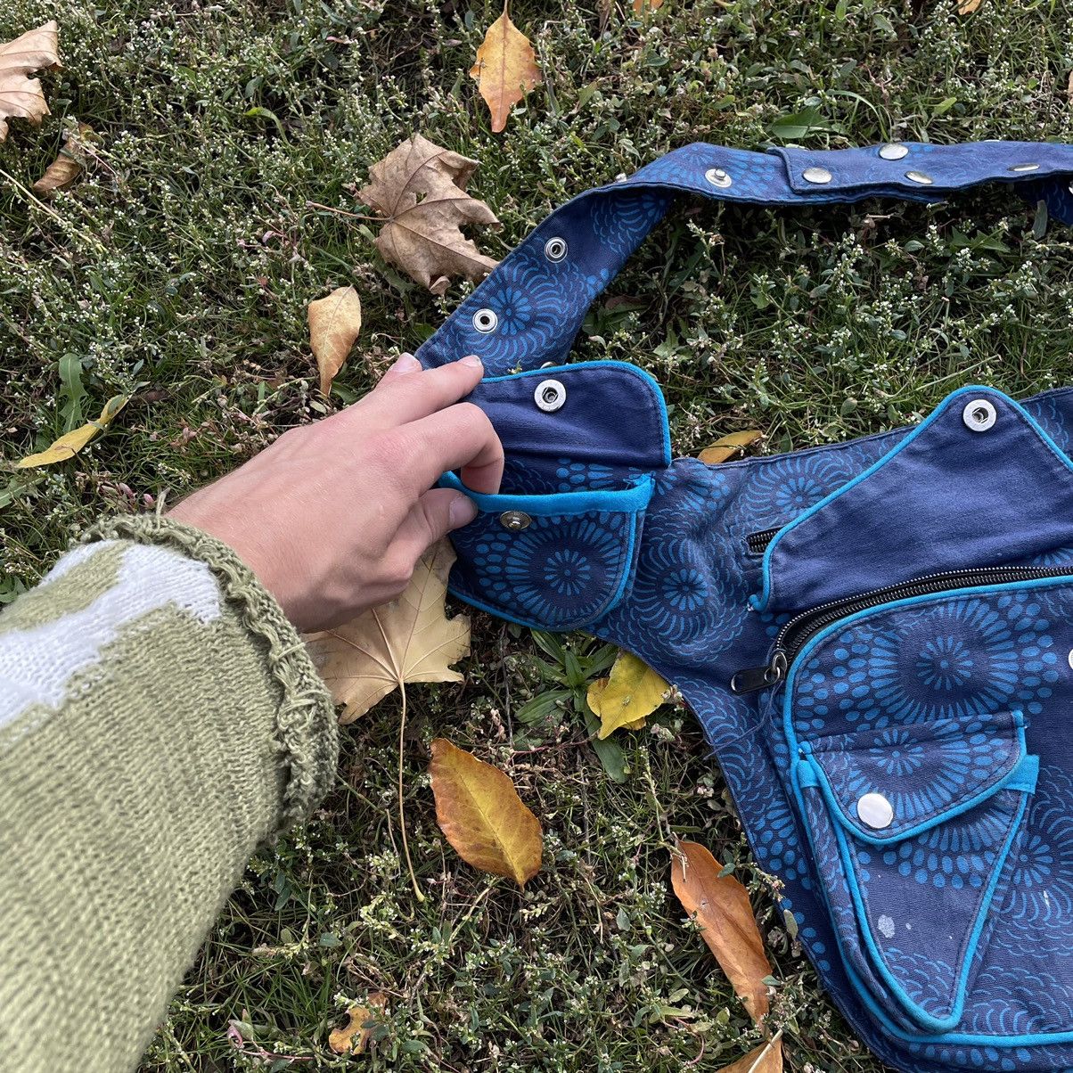 Vintage Vintage Y2K Denim Crossbody Bag Multiple Pockets Streetwear Size ONE SIZE - 7 Thumbnail
