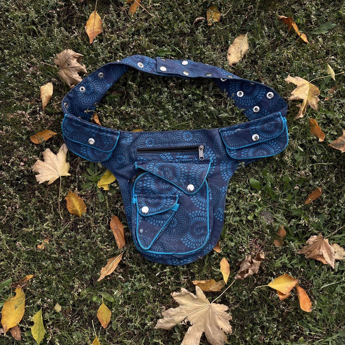 Vintage Vintage Y2K Denim Crossbody Bag Multiple Pockets Streetwear Size ONE SIZE - 1 Thumbnail