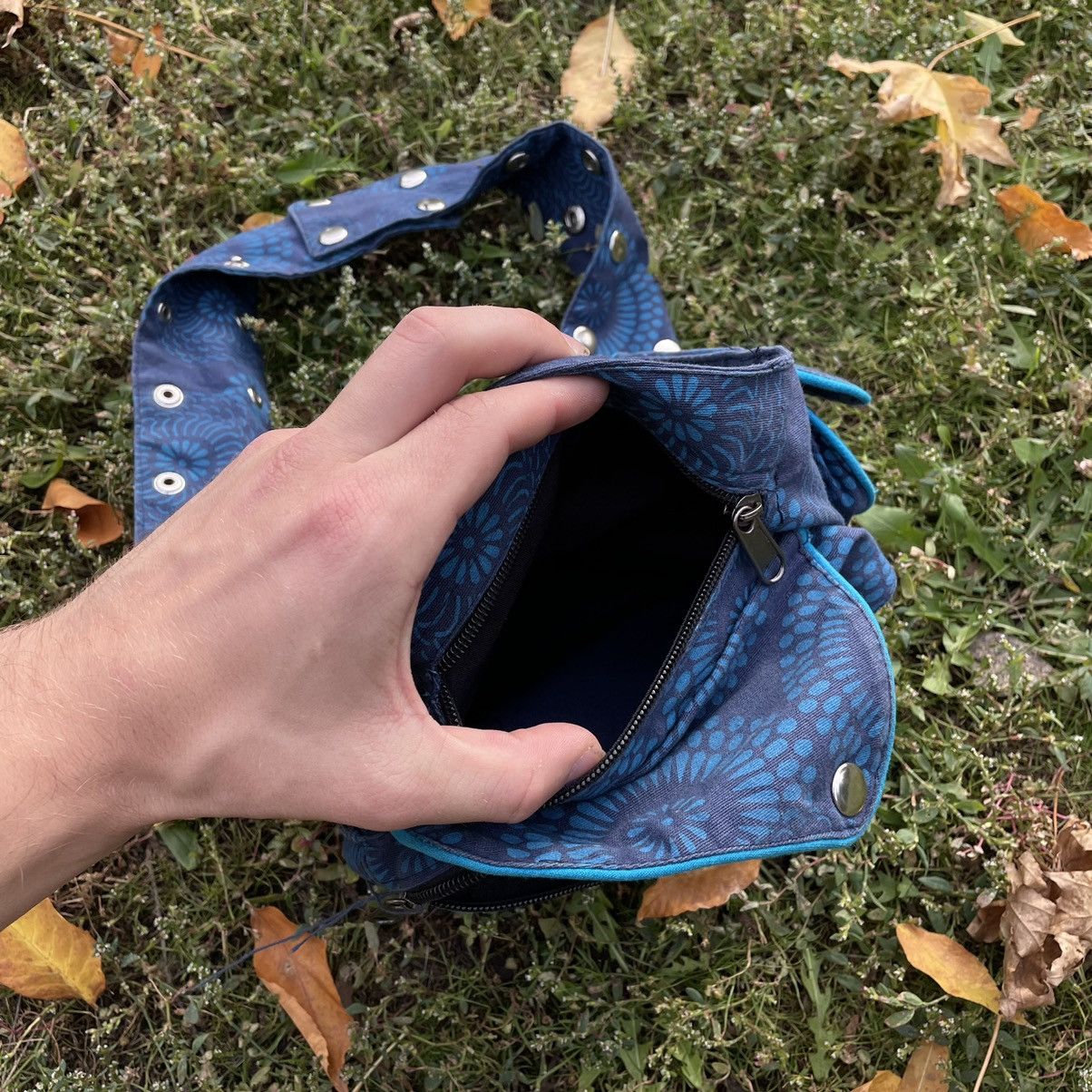 Vintage Vintage Y2K Denim Crossbody Bag Multiple Pockets Streetwear Size ONE SIZE - 9 Thumbnail