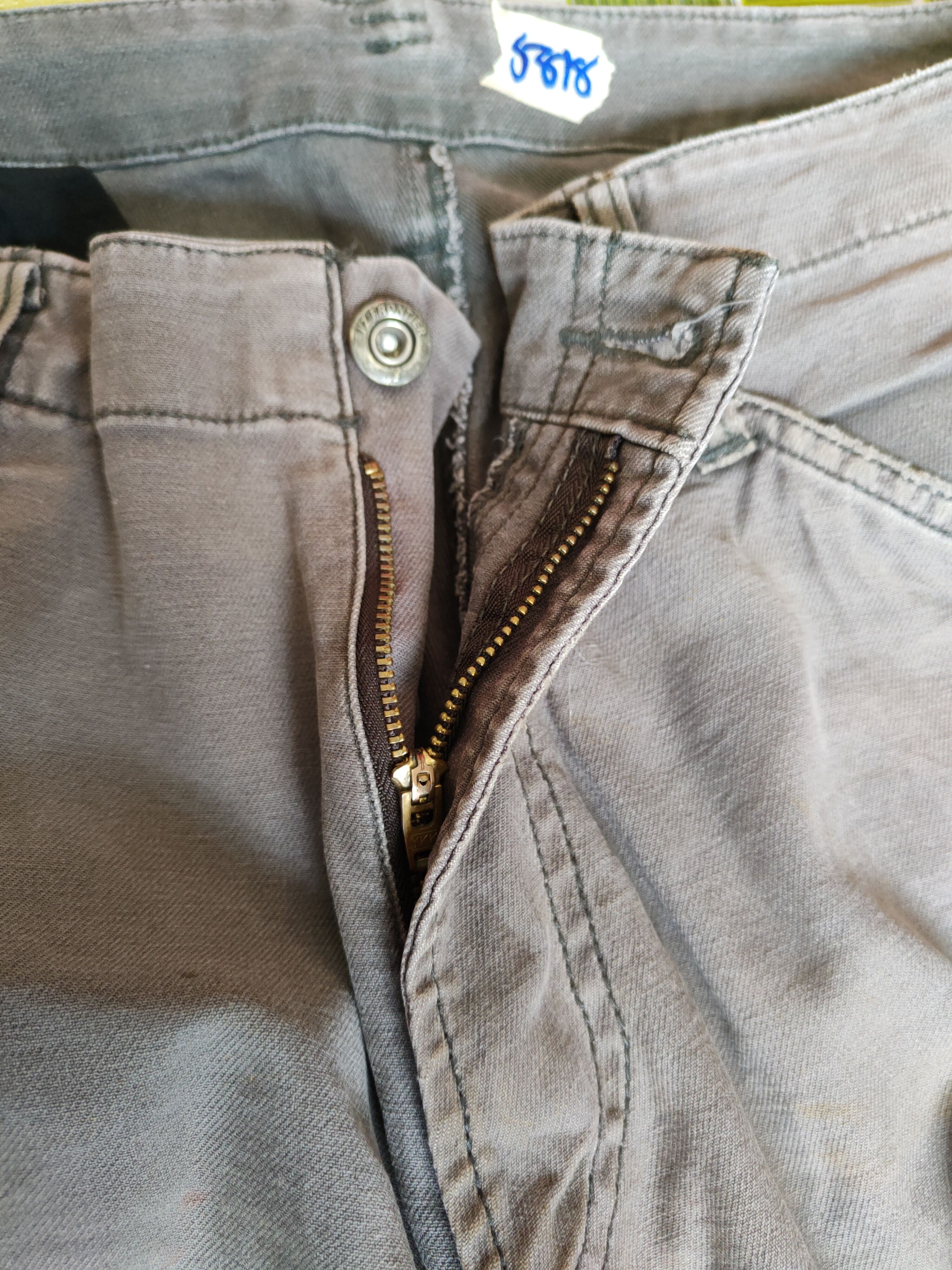 Faded Glory I'z Frontier Dark Gray Faded thrashed Cargo Pants #S589 Size US 35 - 15 Thumbnail
