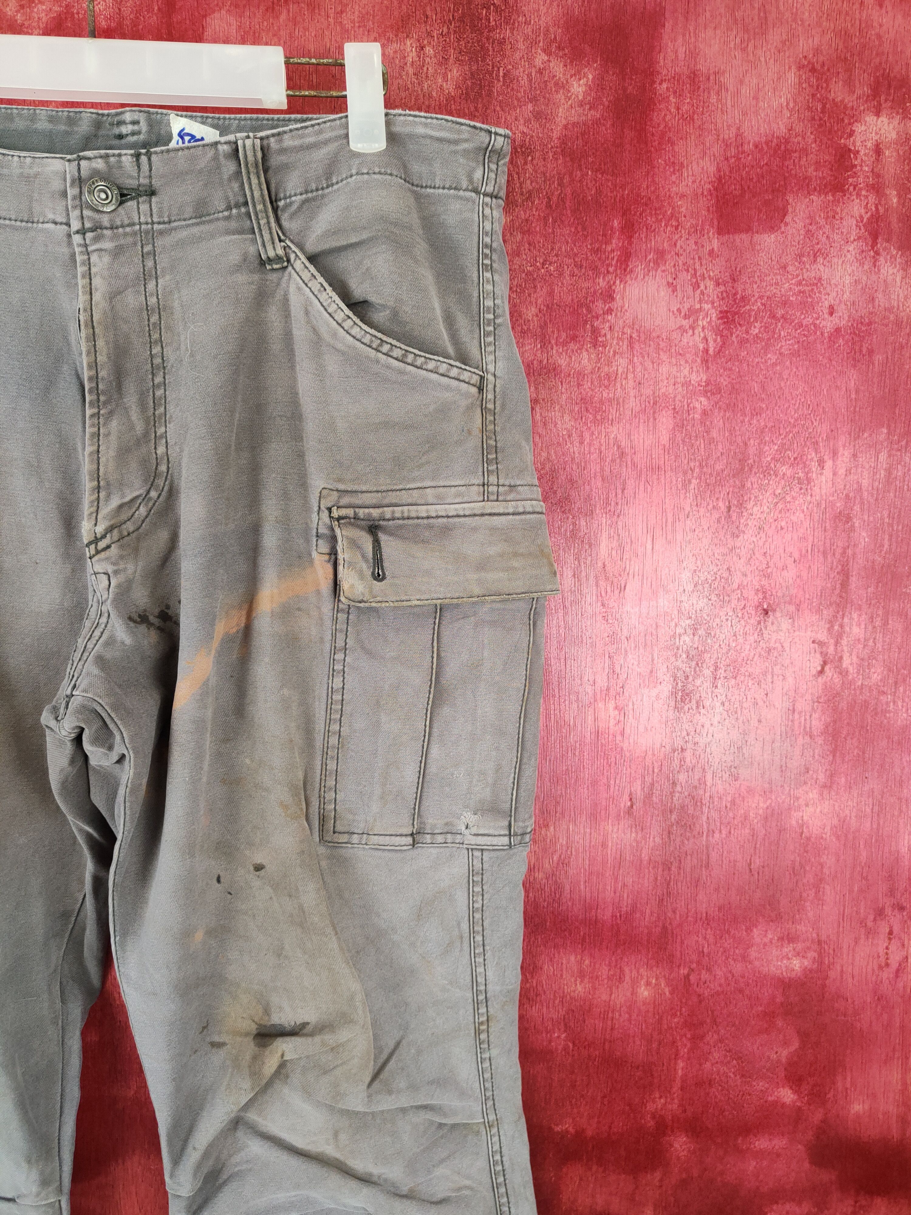 Faded Glory I'z Frontier Dark Gray Faded thrashed Cargo Pants #S589 Size US 35 - 7 Thumbnail