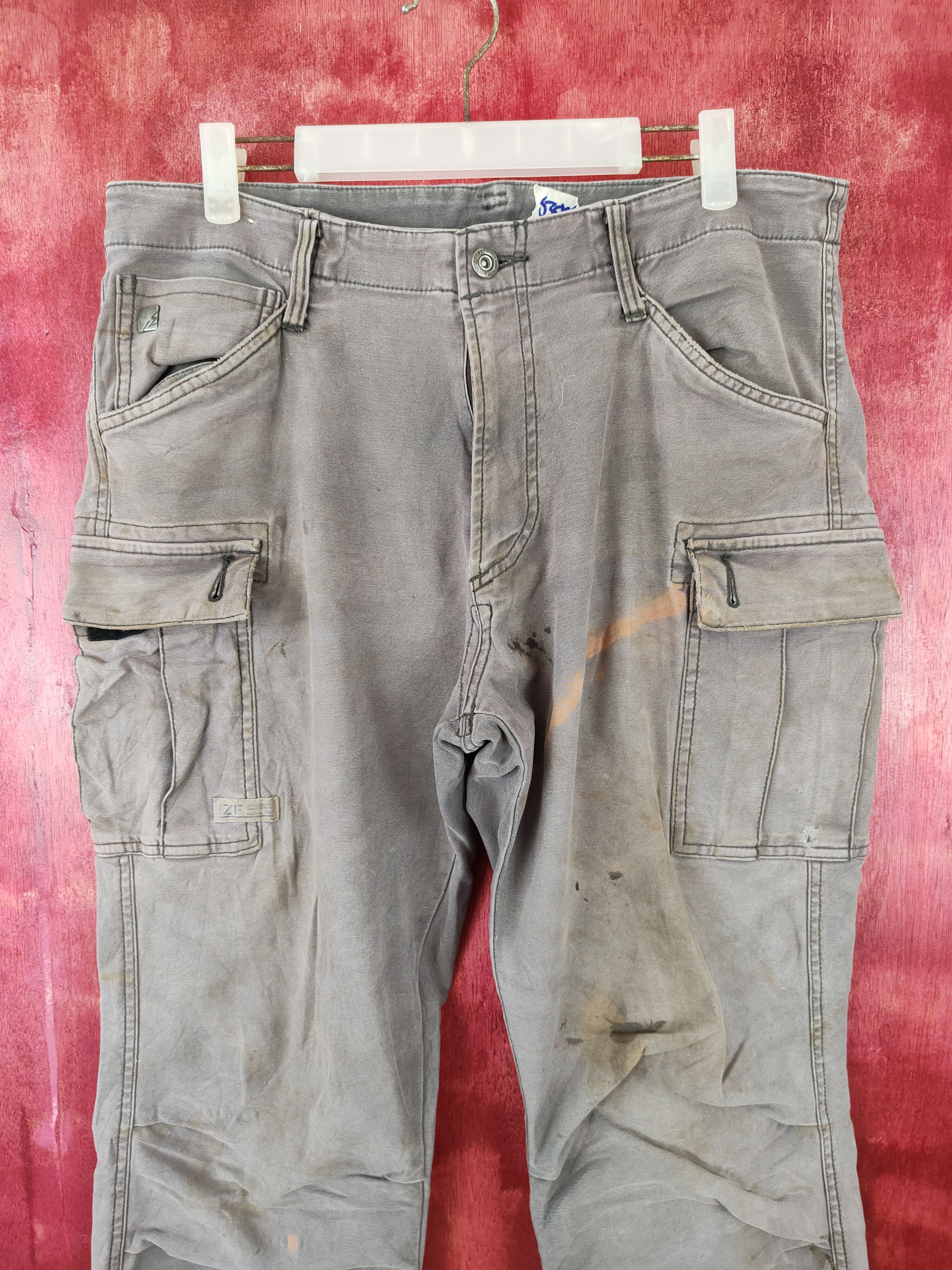 Faded Glory I'z Frontier Dark Gray Faded thrashed Cargo Pants #S589 Size US 35 - 2 Thumbnail